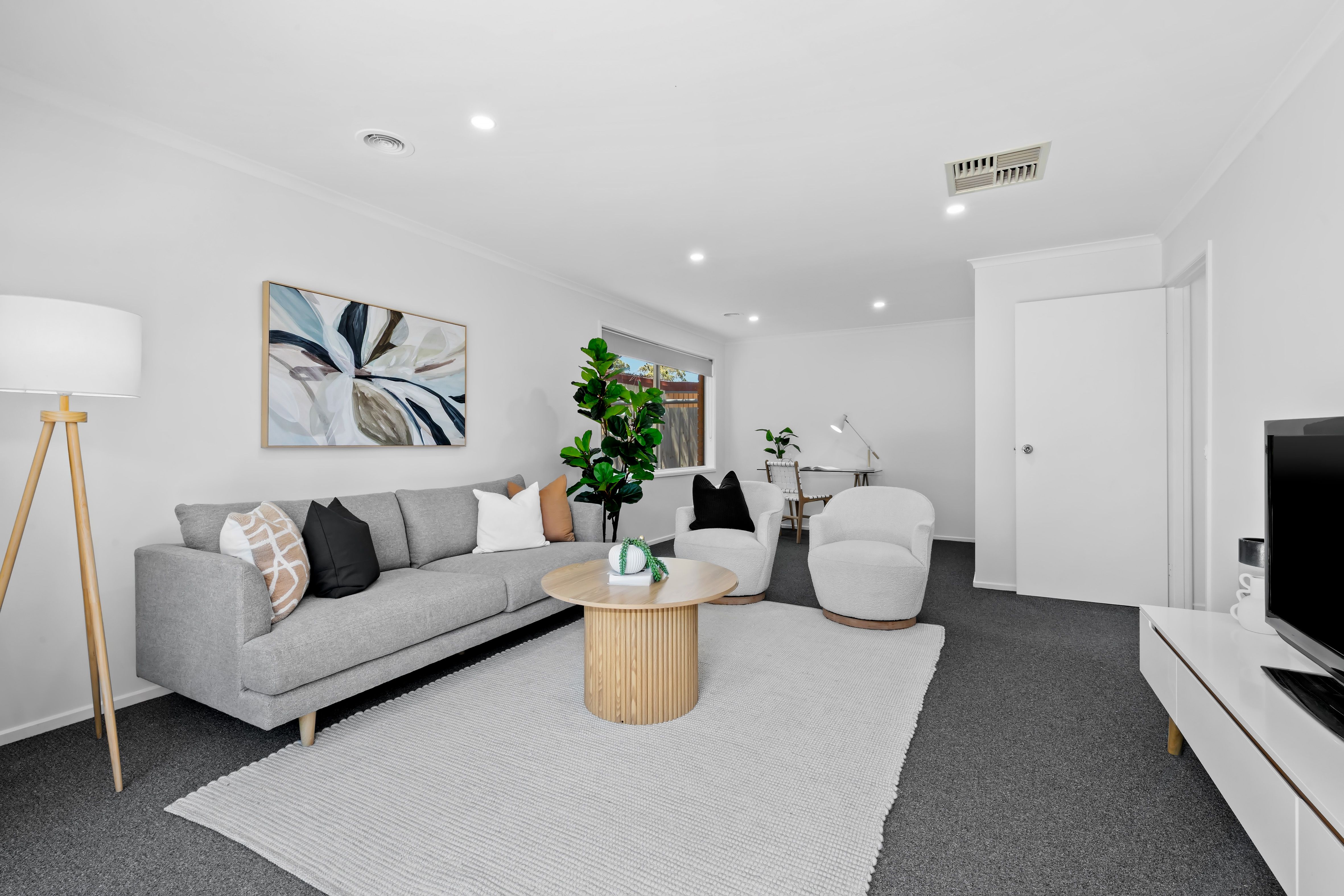 39 Cunningham Drive, Mill Park, VIC 3082