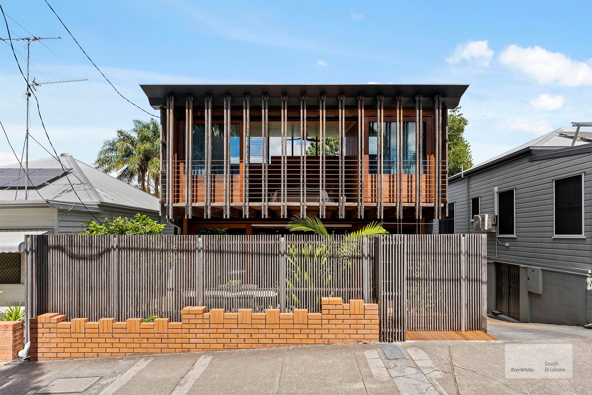 60 Granville Street — photo from Ray White South Brisbane