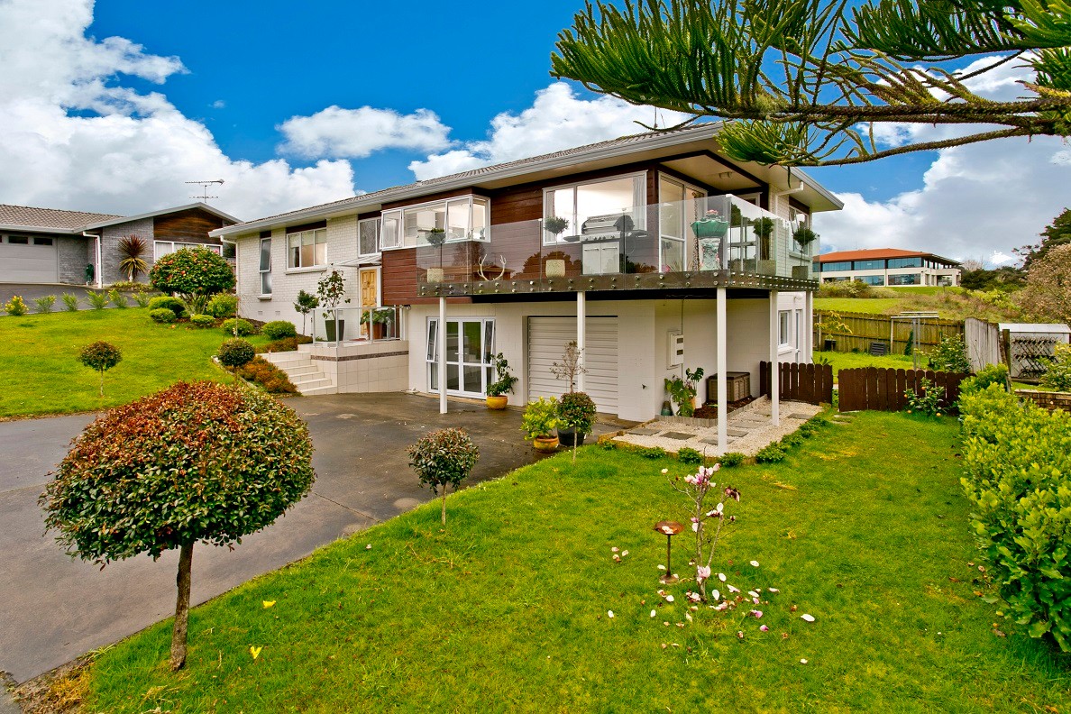 24 Stanford Street, Albany, North Shore City