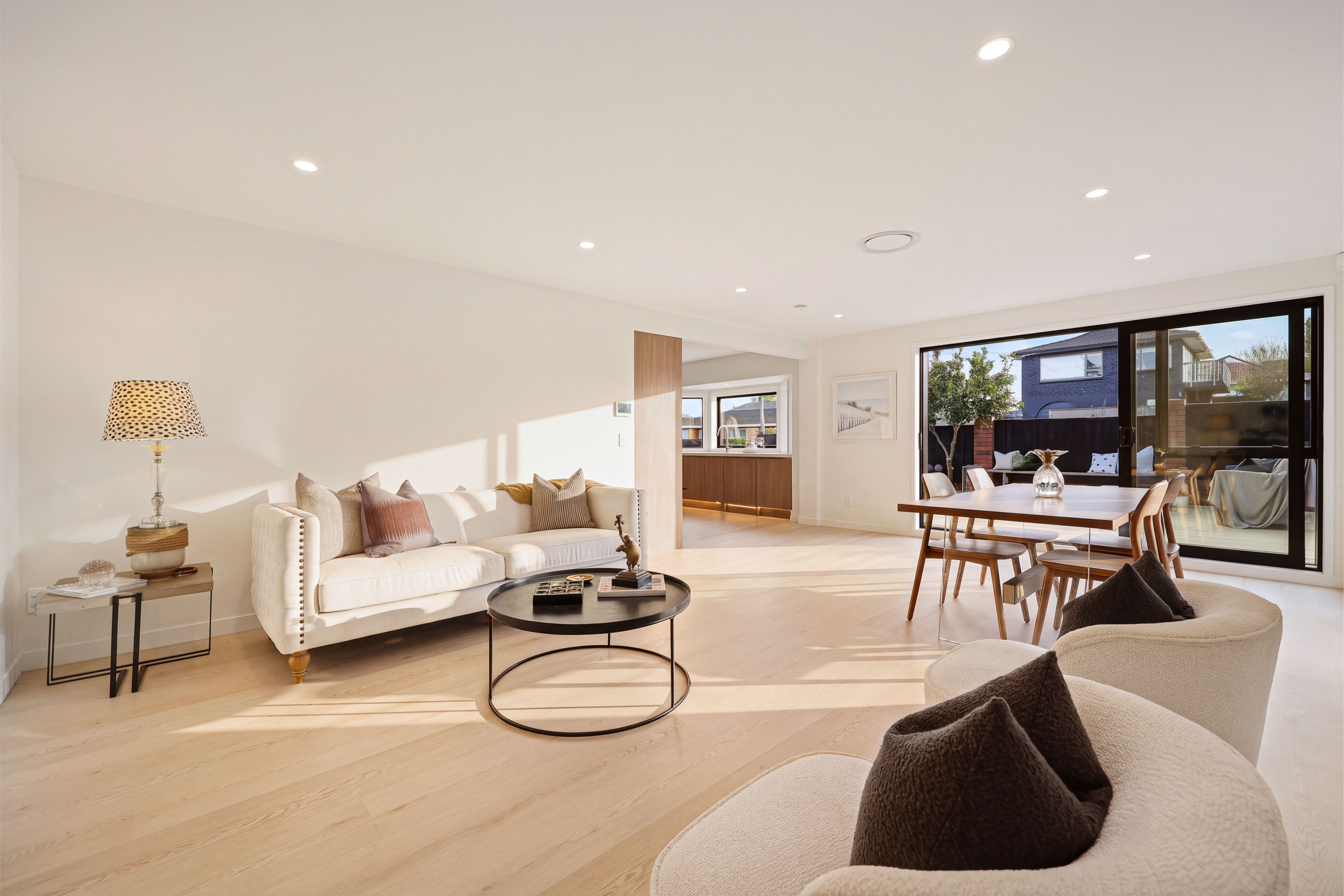 94B East Coast Road, Milford, North Shore City