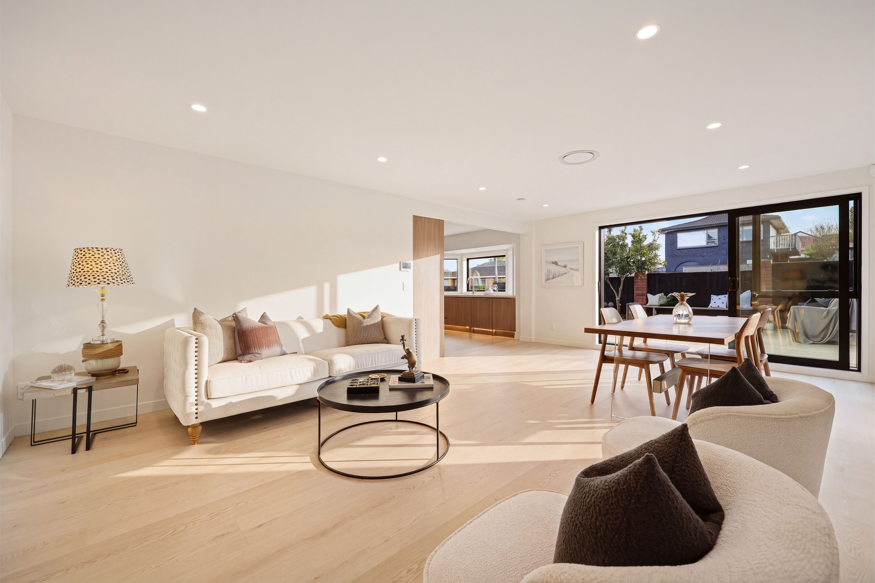 94B East Coast Road, Milford, North Shore City