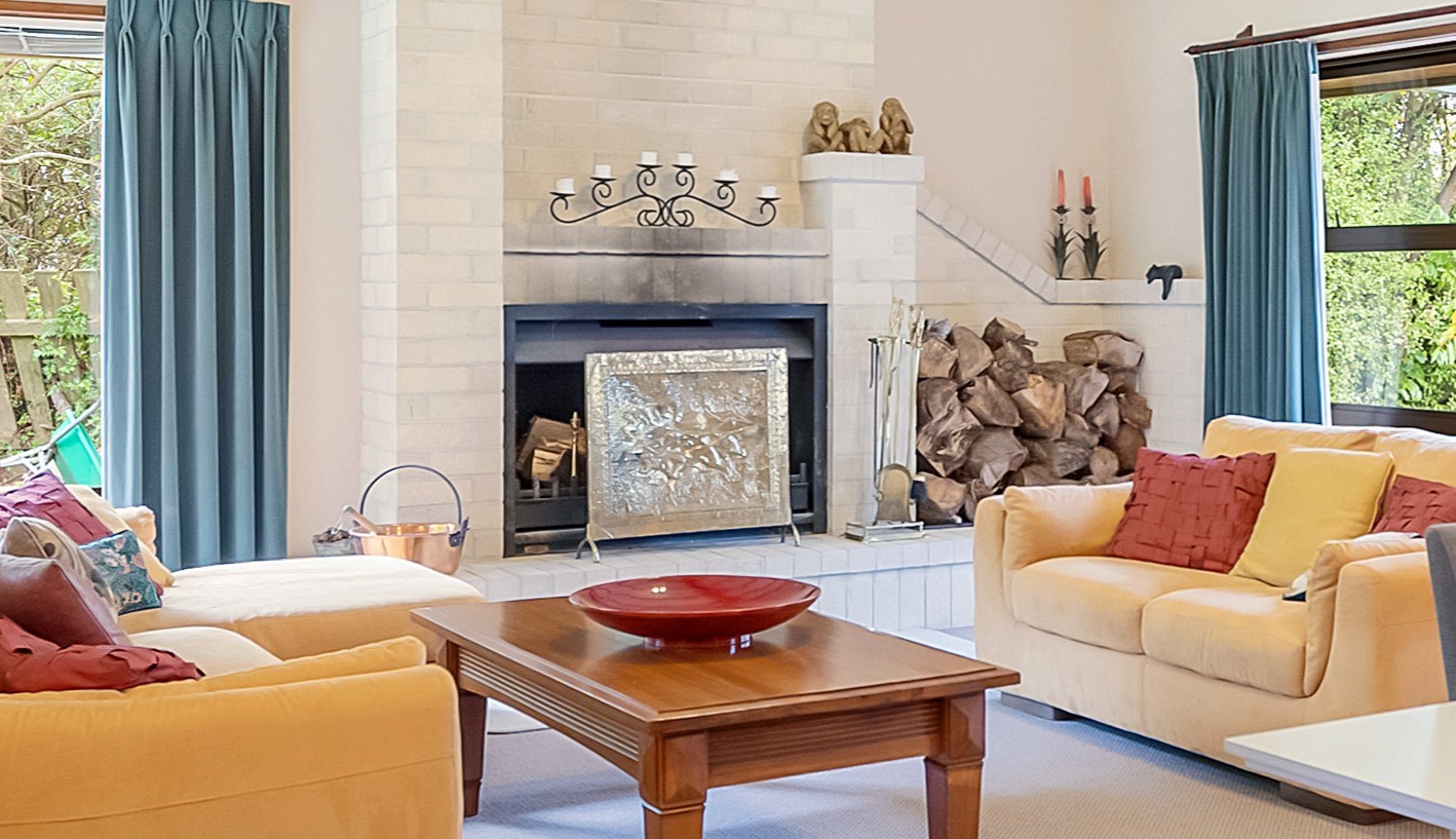 136 Highland Drive, Acacia Bay, Taupo District