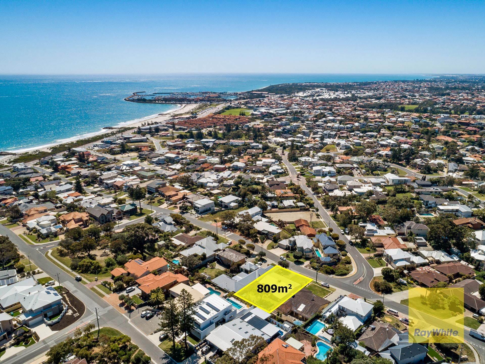 48 Robin Avenue, Sorrento, WA 6020