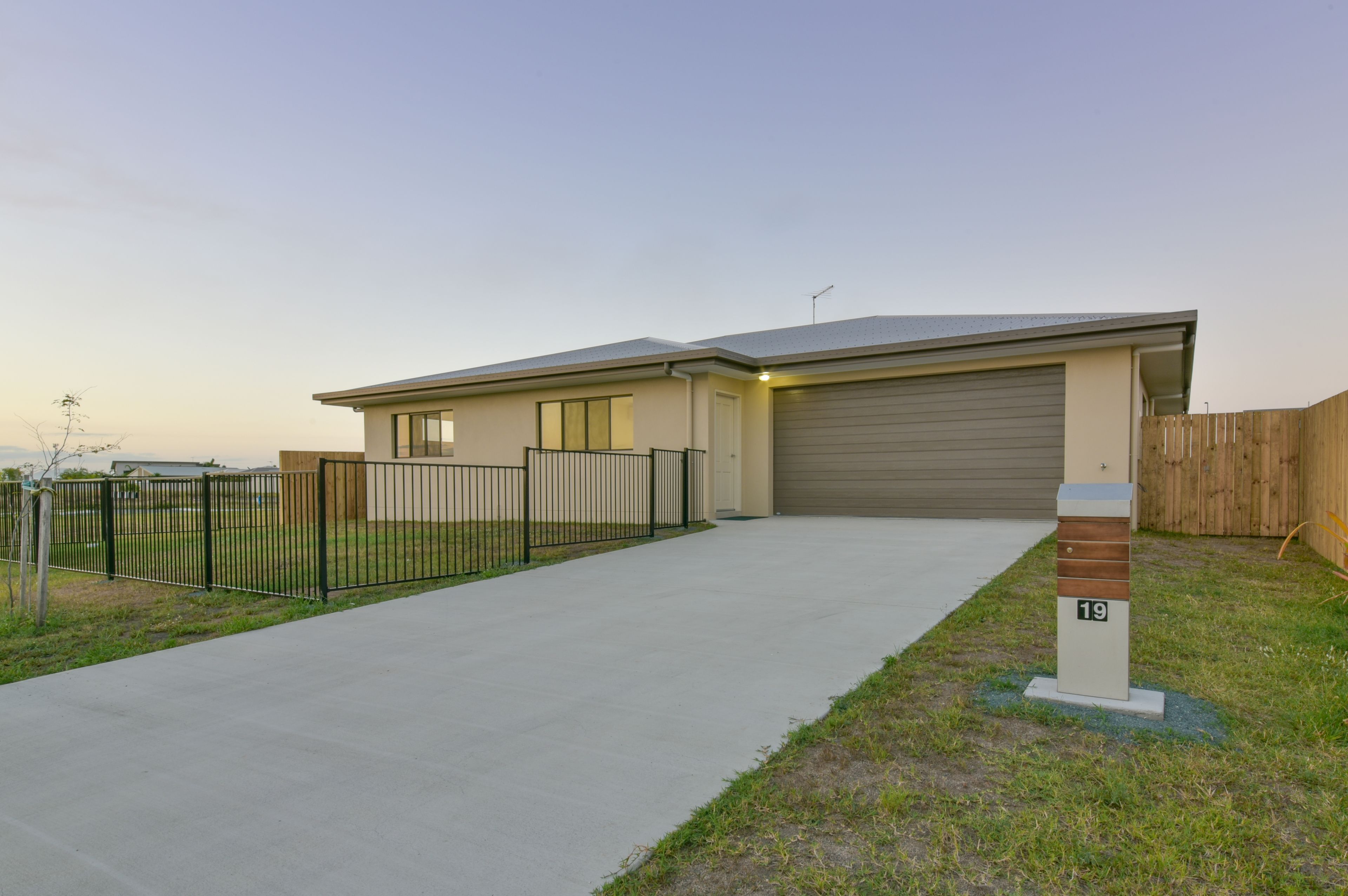 19 Tamarind Crescent, Proserpine QLD 4800