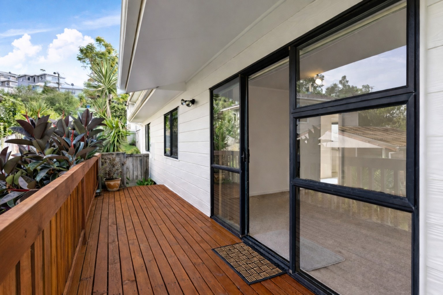 2/19 Morton Avenue, Forrest Hill, North Shore City