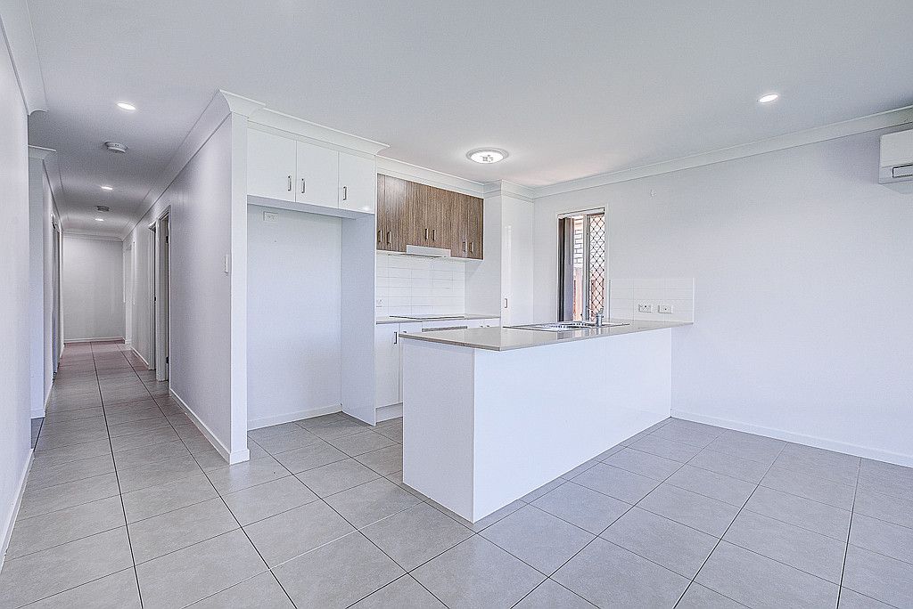 8 Tanzanite Avenue, Logan Reserve, QLD 4133