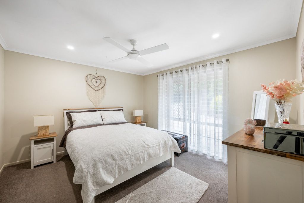 5 River Gum Close — photo 7 of 22