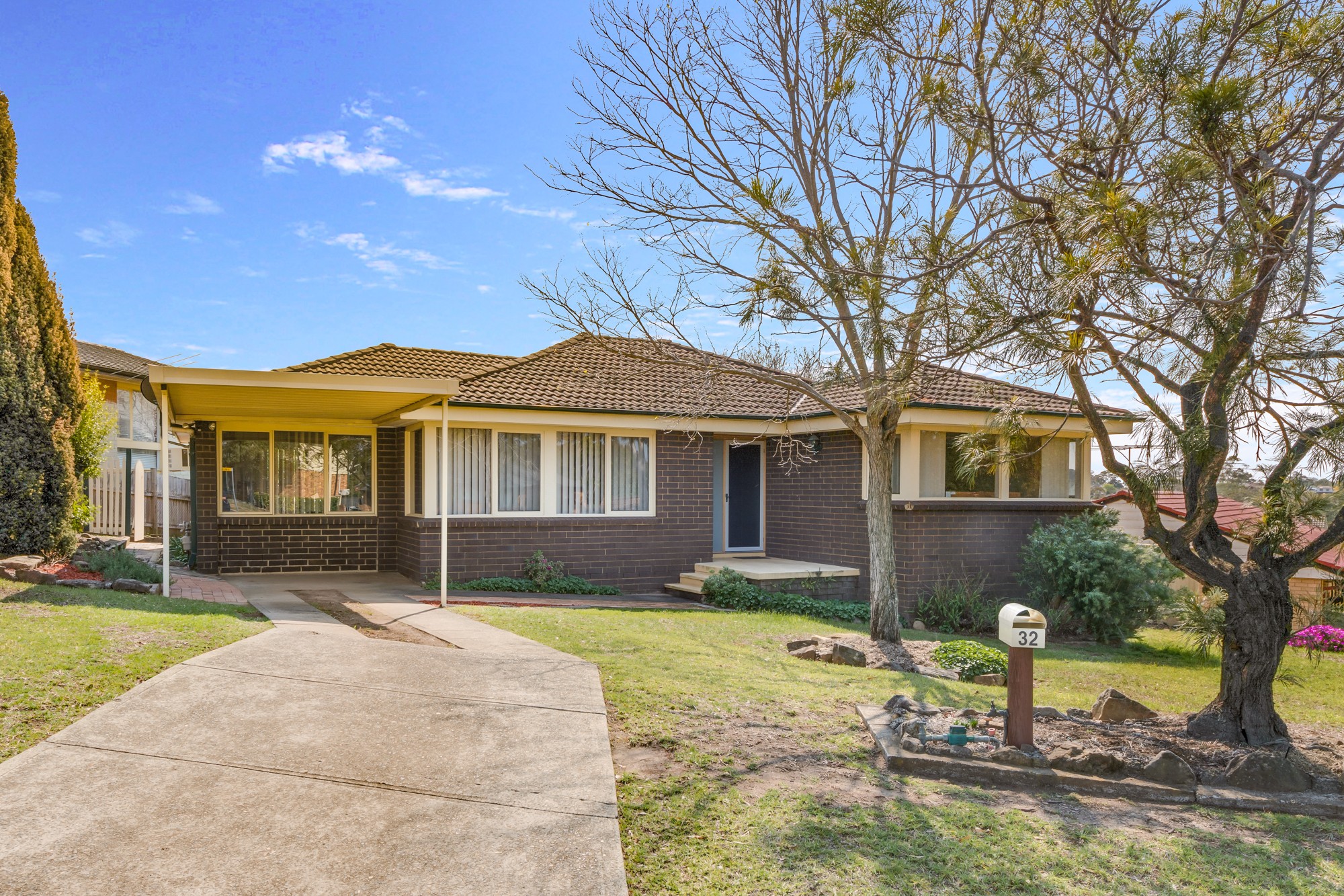 Bradbury, NSW 2560