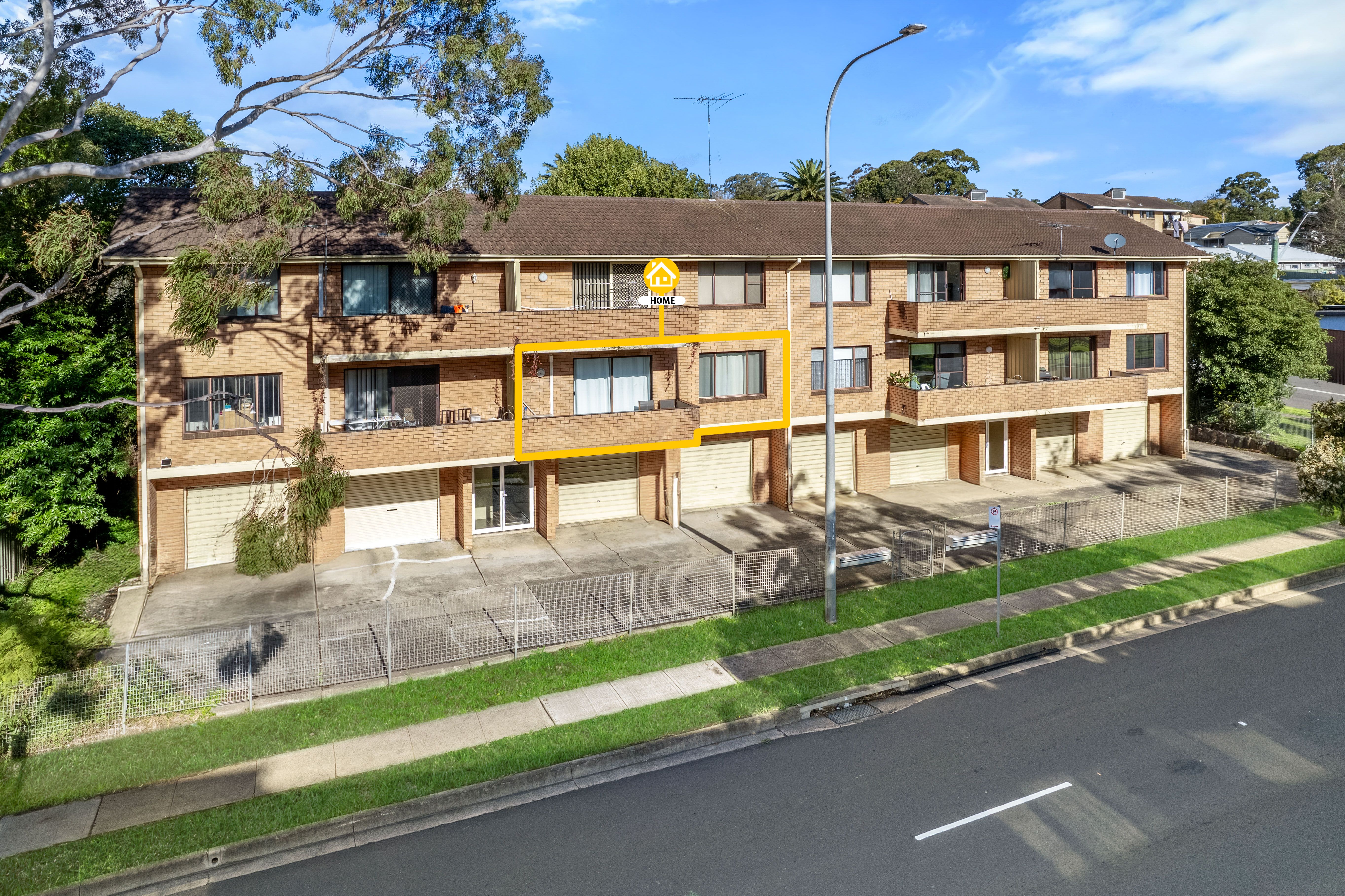 2/54-56 Warby Street, Campbelltown, NSW 2560