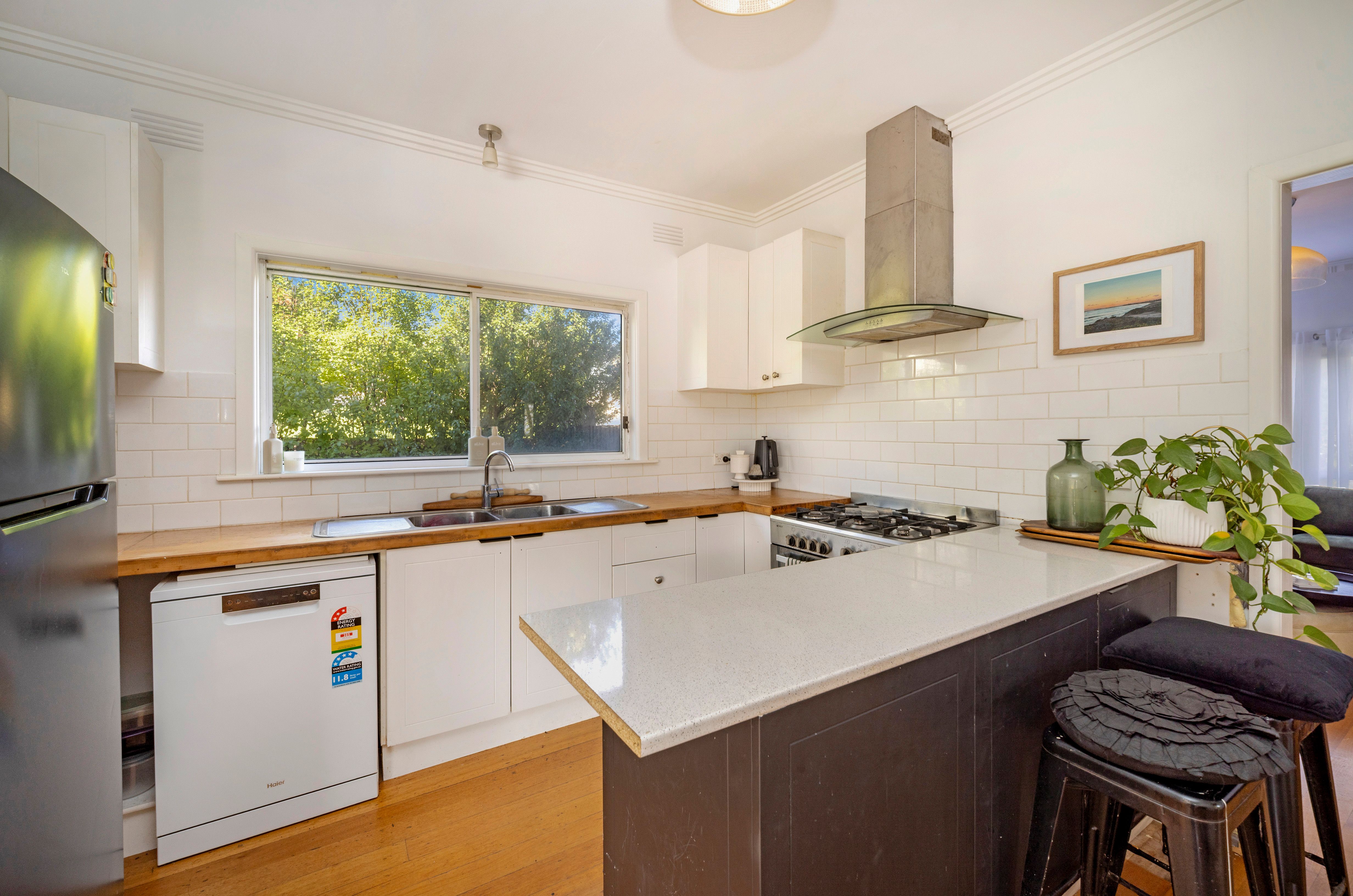 4 Monash Avenue — photo 5 of 13