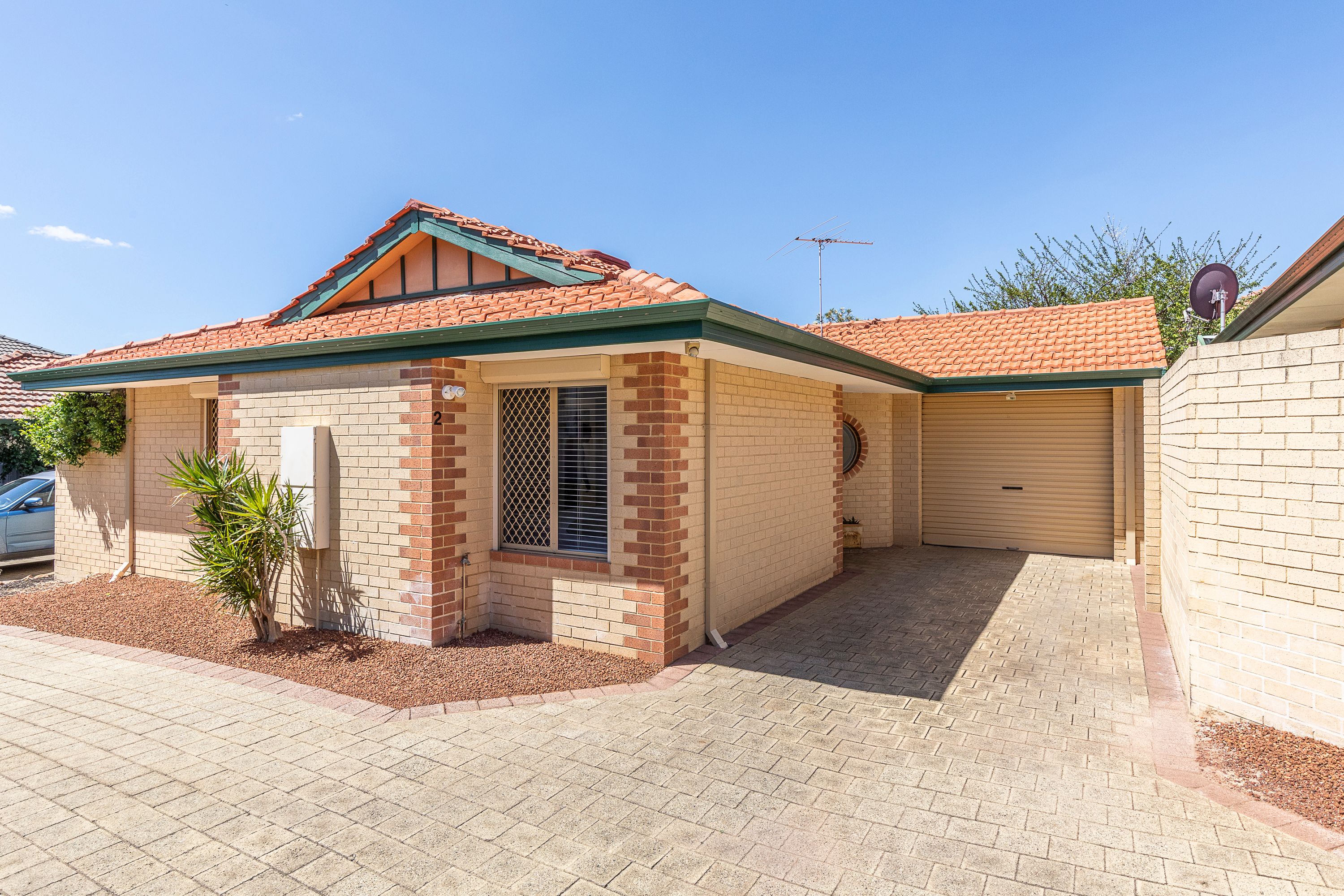 2/153 Baden Street — photo from Ray White Inner North