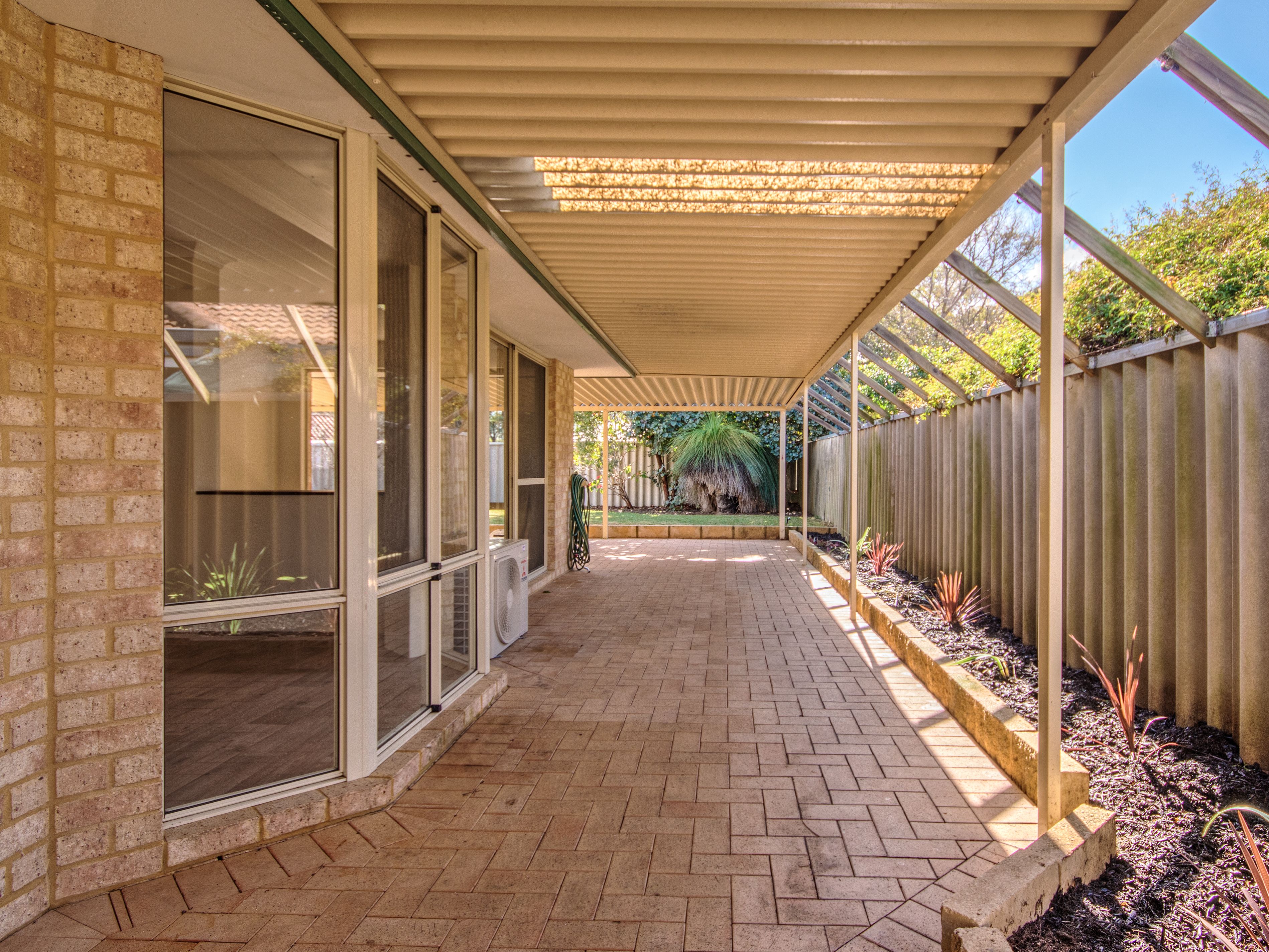 11 Inverness Court, Cooloongup, WA 6168