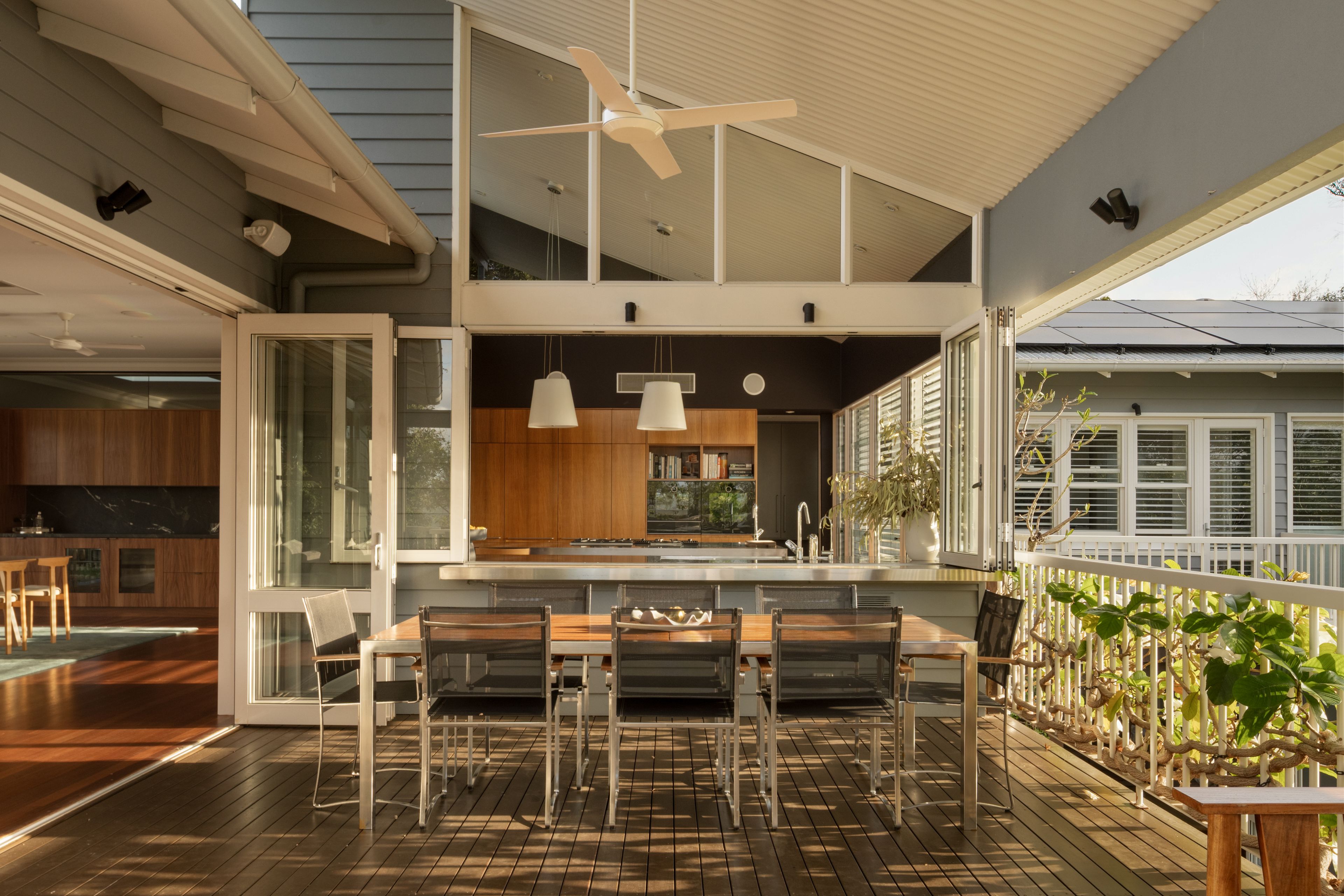 An Inner-City Estate of Extraordinary Proportions — photo 6 of 26
