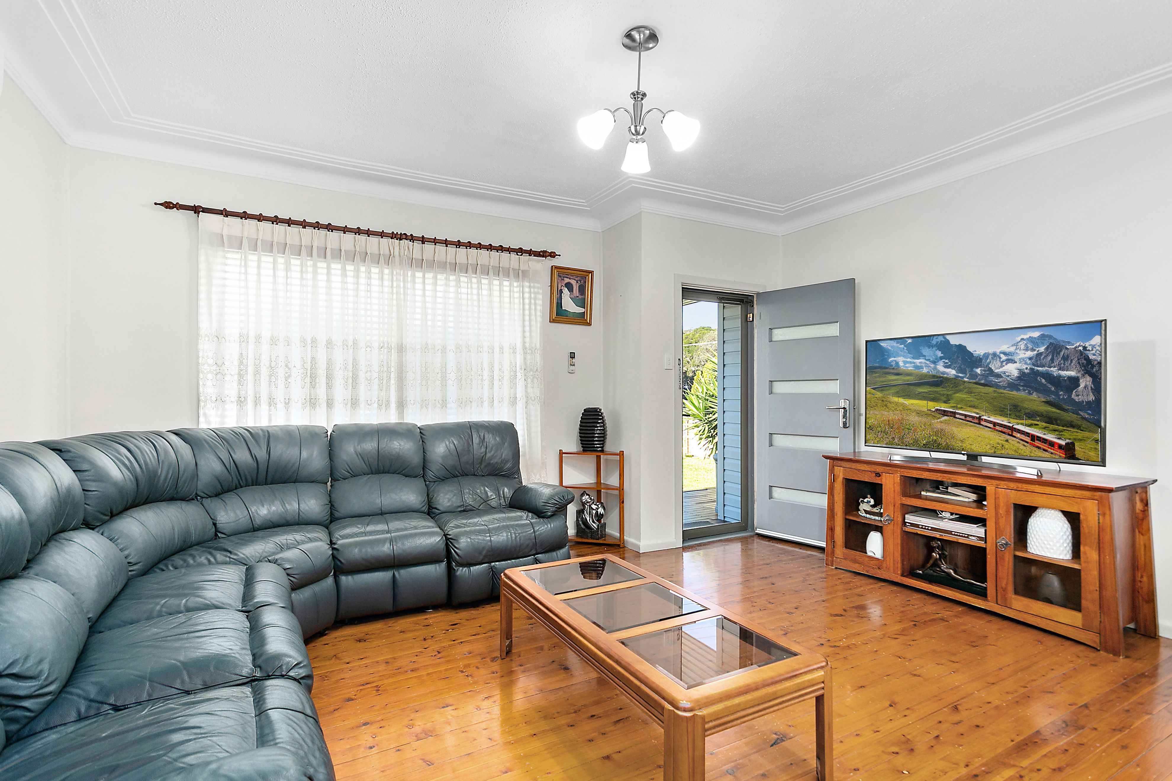 7 David Avenue, Oak Flats, NSW 2529