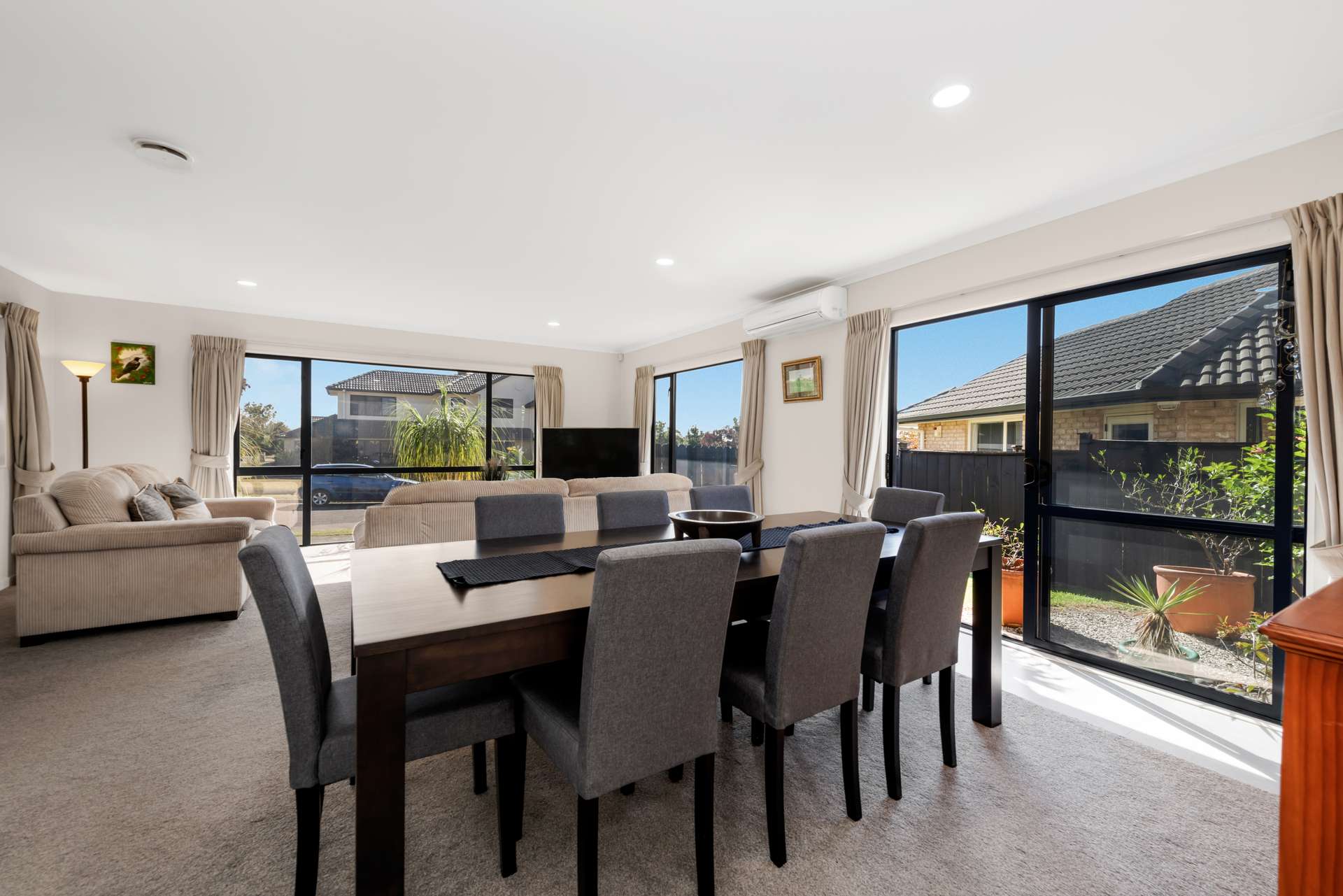 43 Newbliss Crescent photo 9