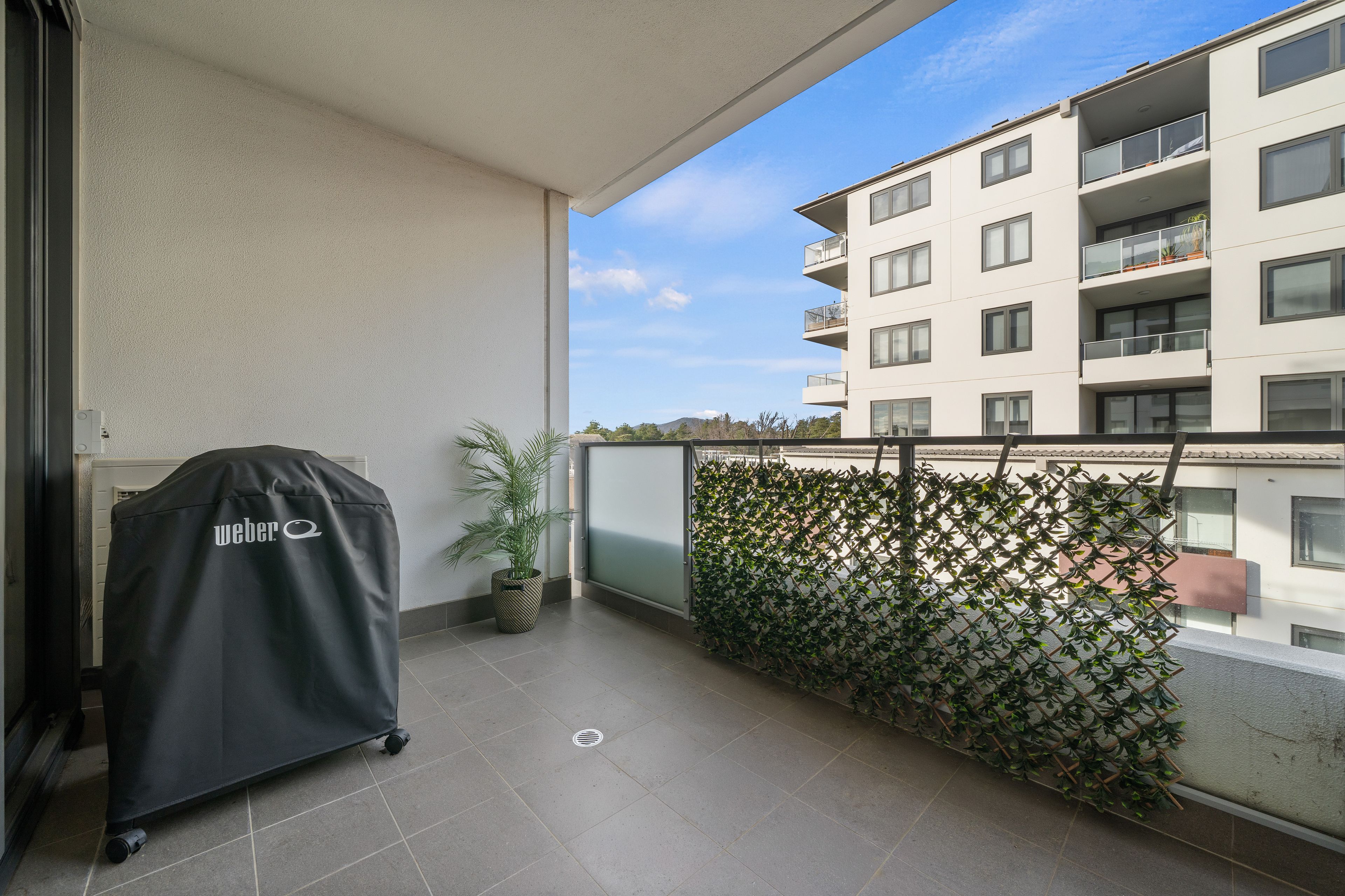 409/104 Northbourne Avenue — photo 15 of 19