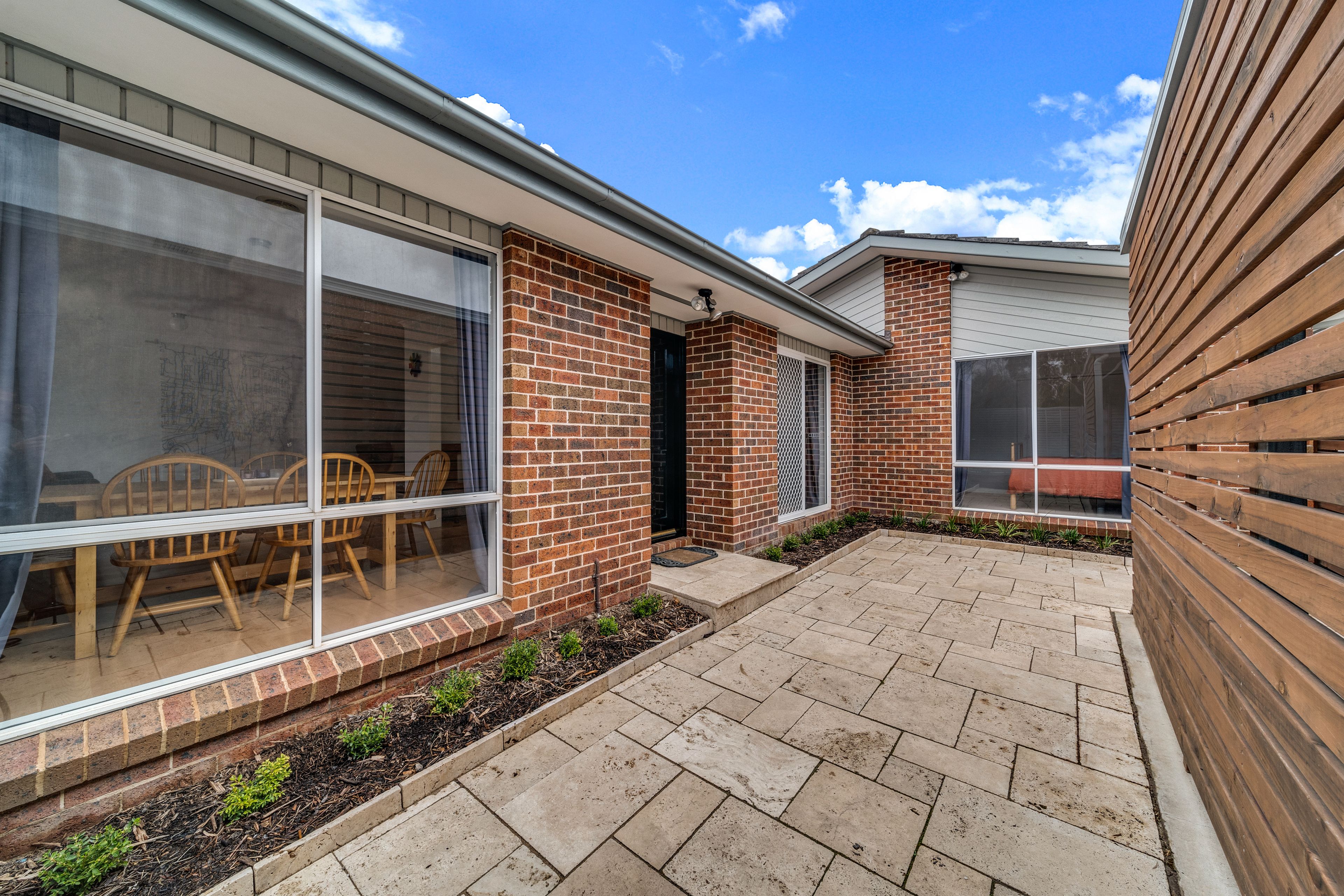 11 Hamlet Place, Florey, ACT 2615
