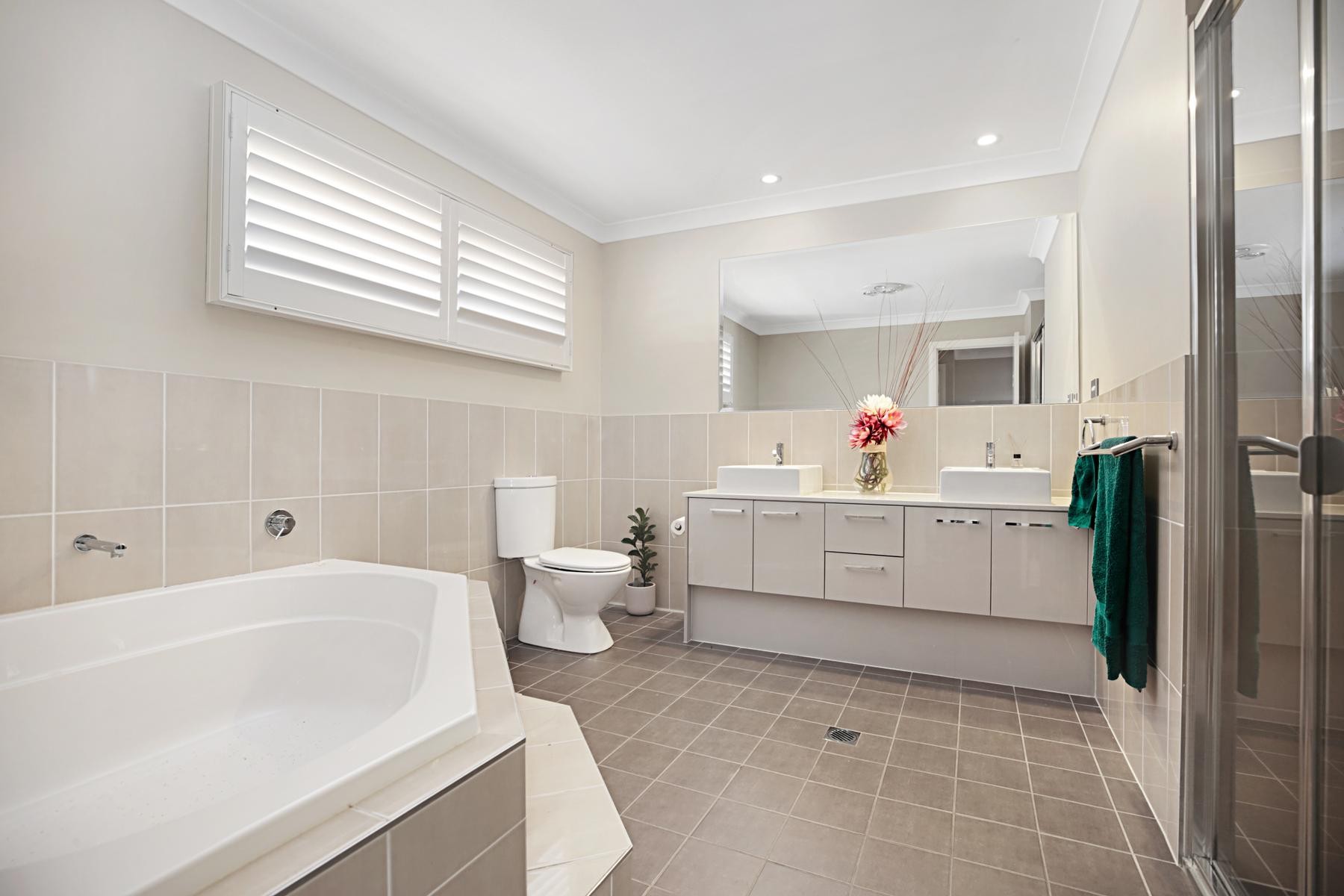 6 Gallinulla Place, Glenmore Park, NSW 2745