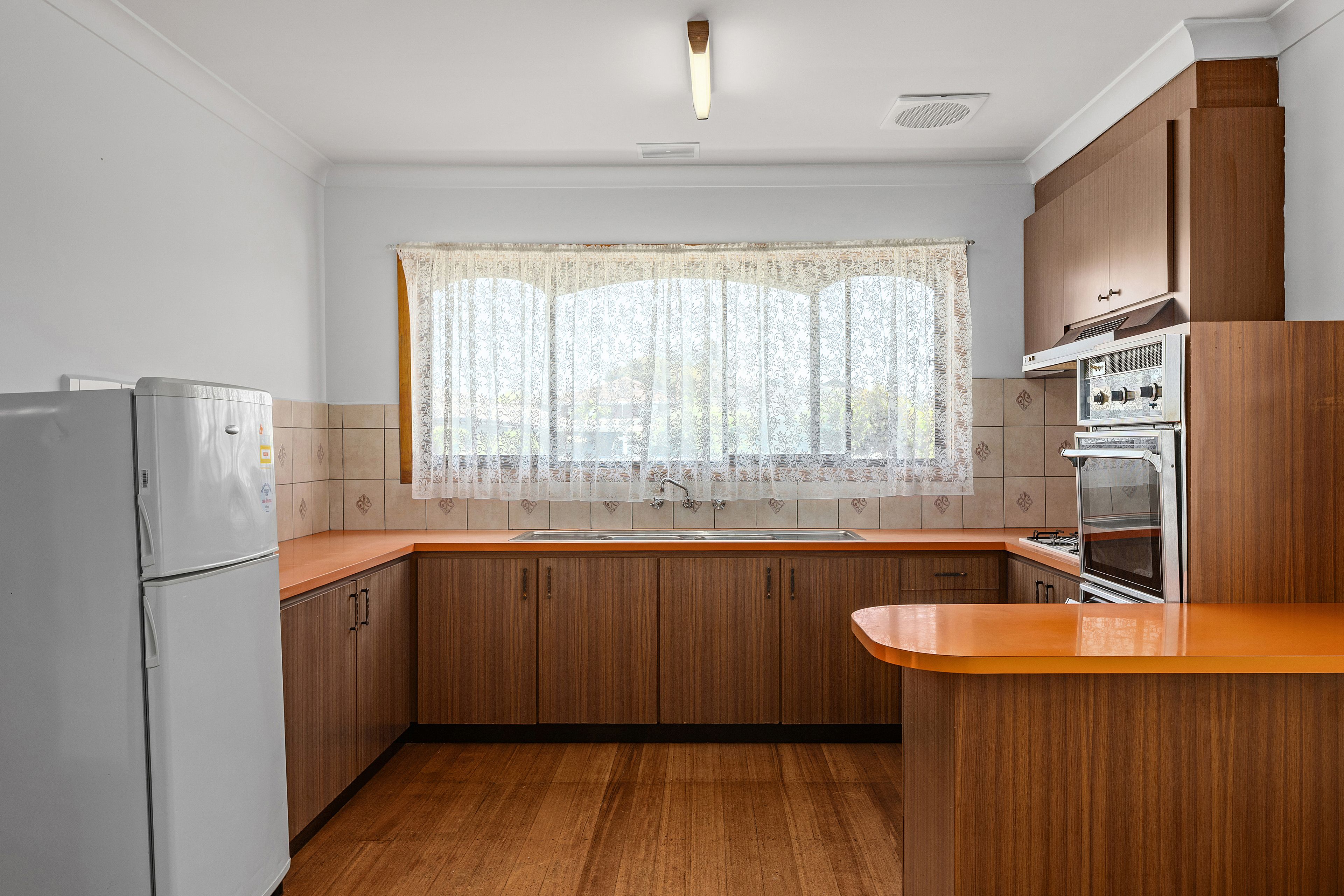 12 Balcombe Court — photo 11 of 23