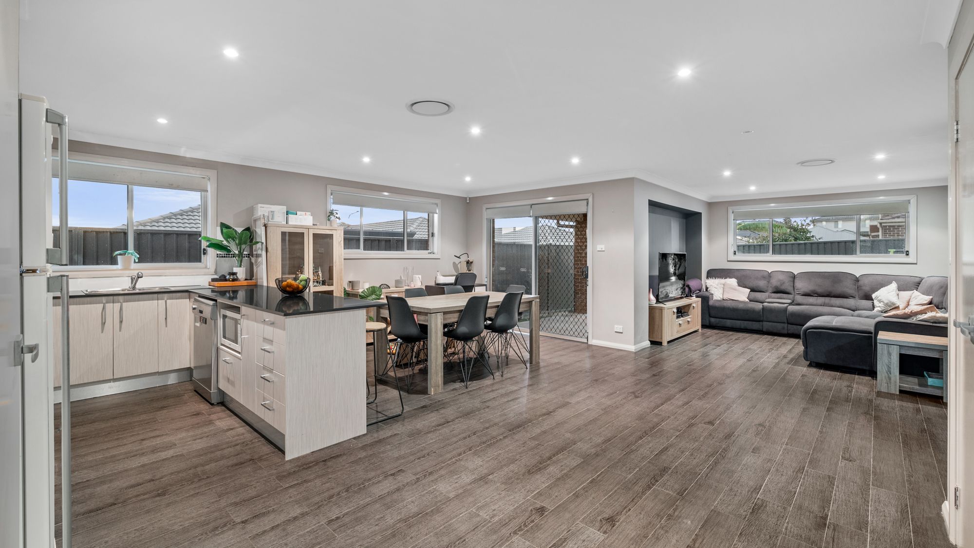 35 Butler Street, Gregory Hills, NSW 2557