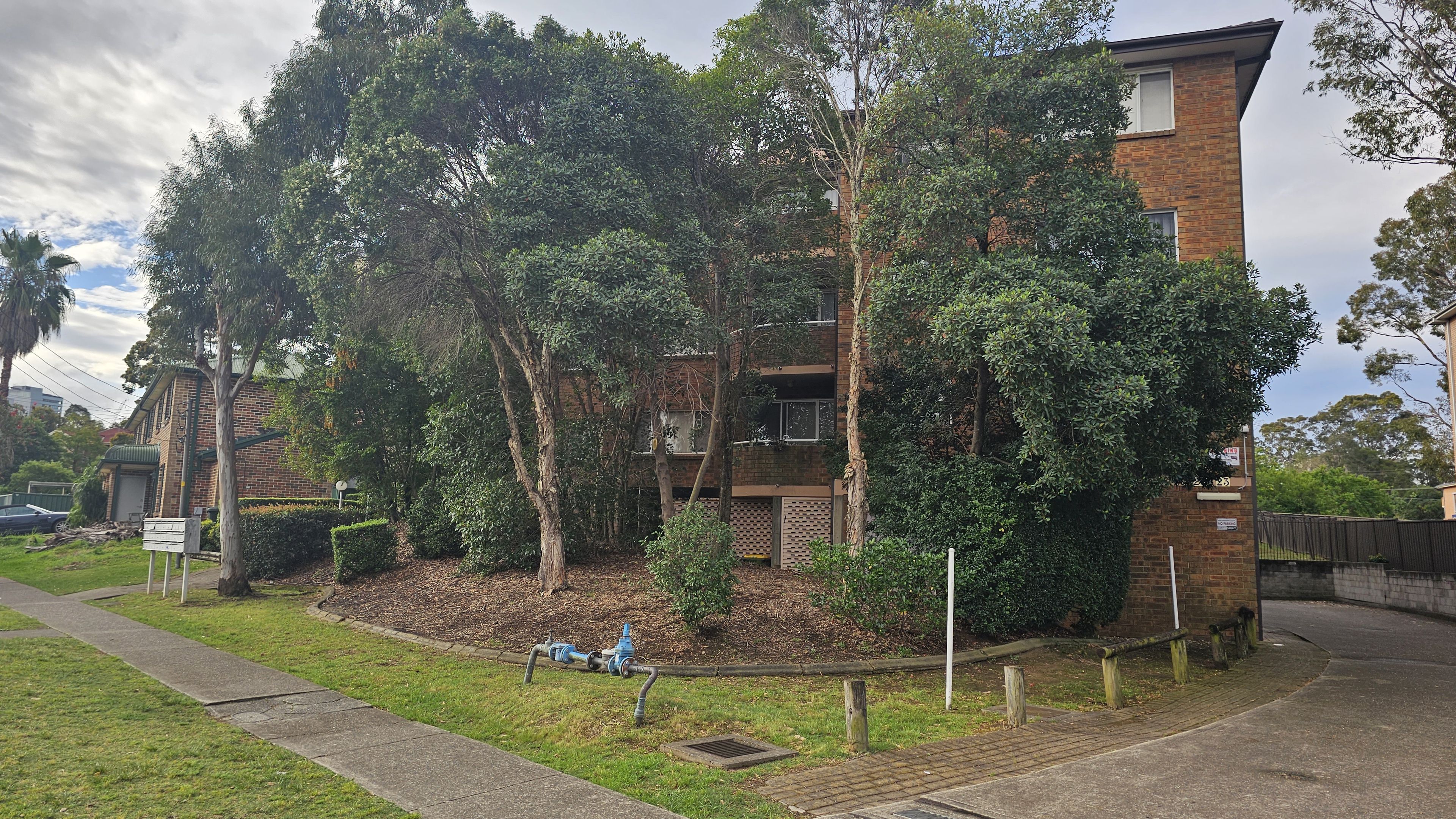 14/21 DEVITT Street — photo 9 of 11