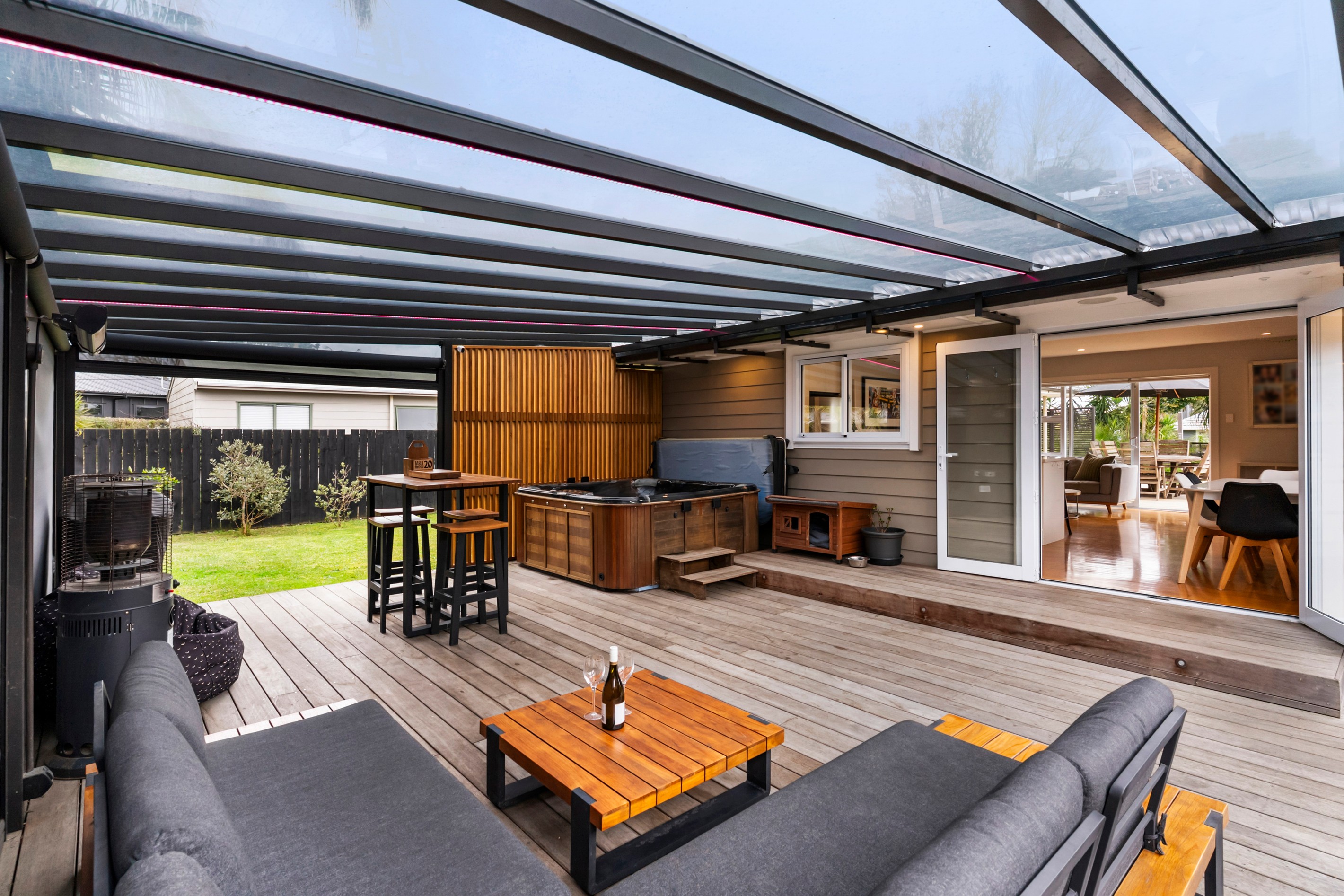 4 Holman Road, Te Atatu Peninsula, Waitakere City