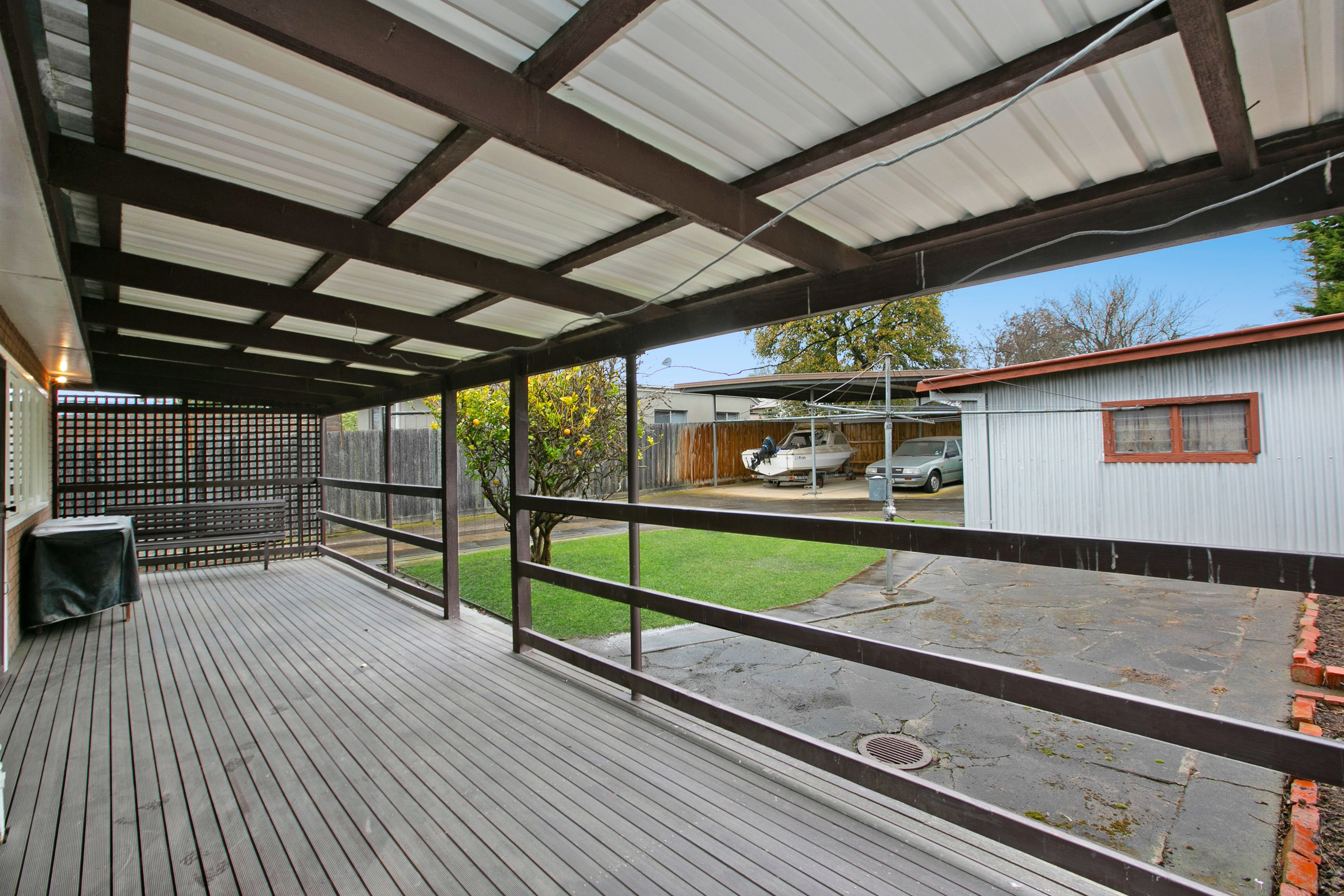 17 Cuthbert Road — photo 10 of 13