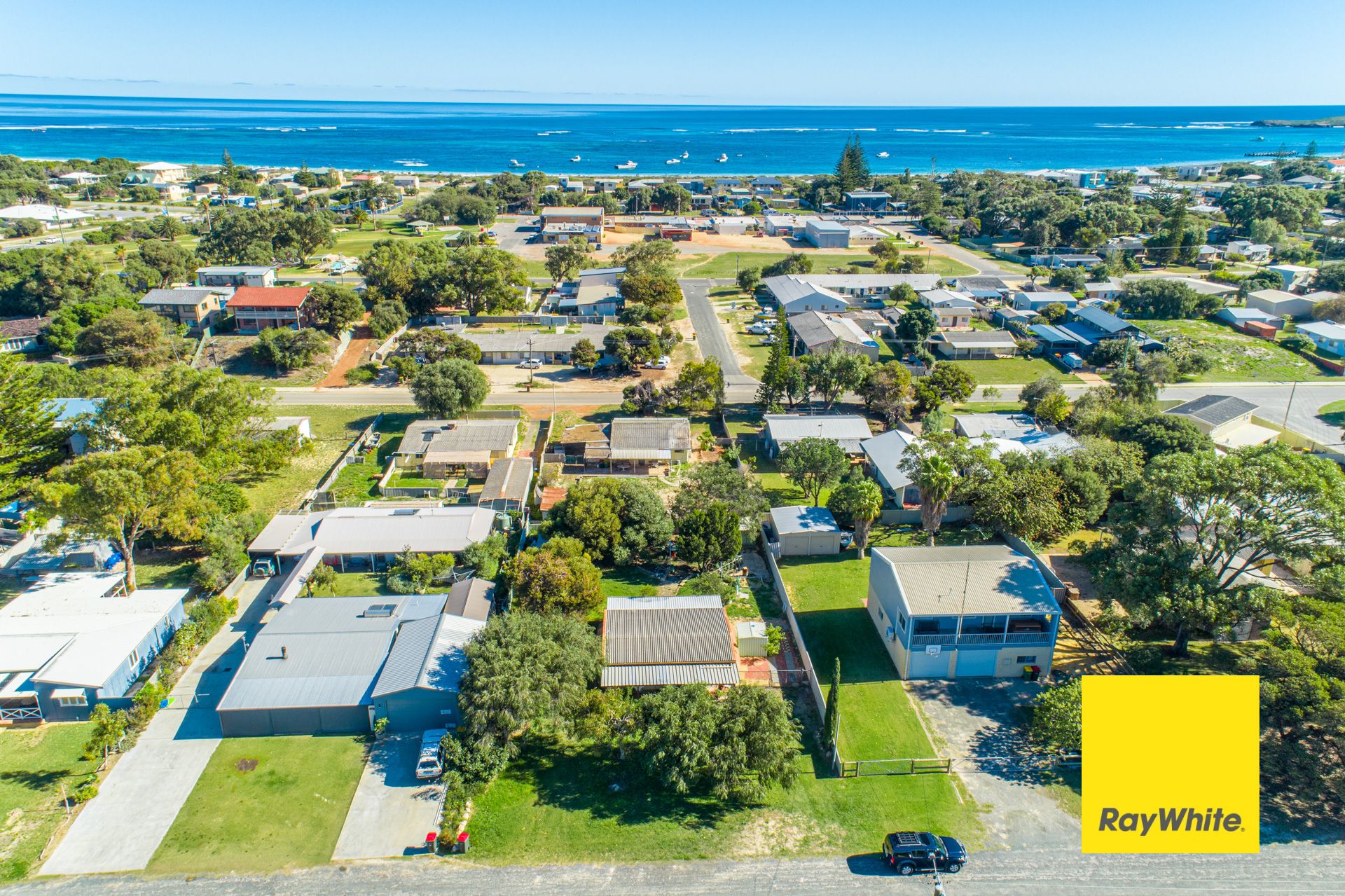 8 O'Neil Street, Lancelin WA 6044