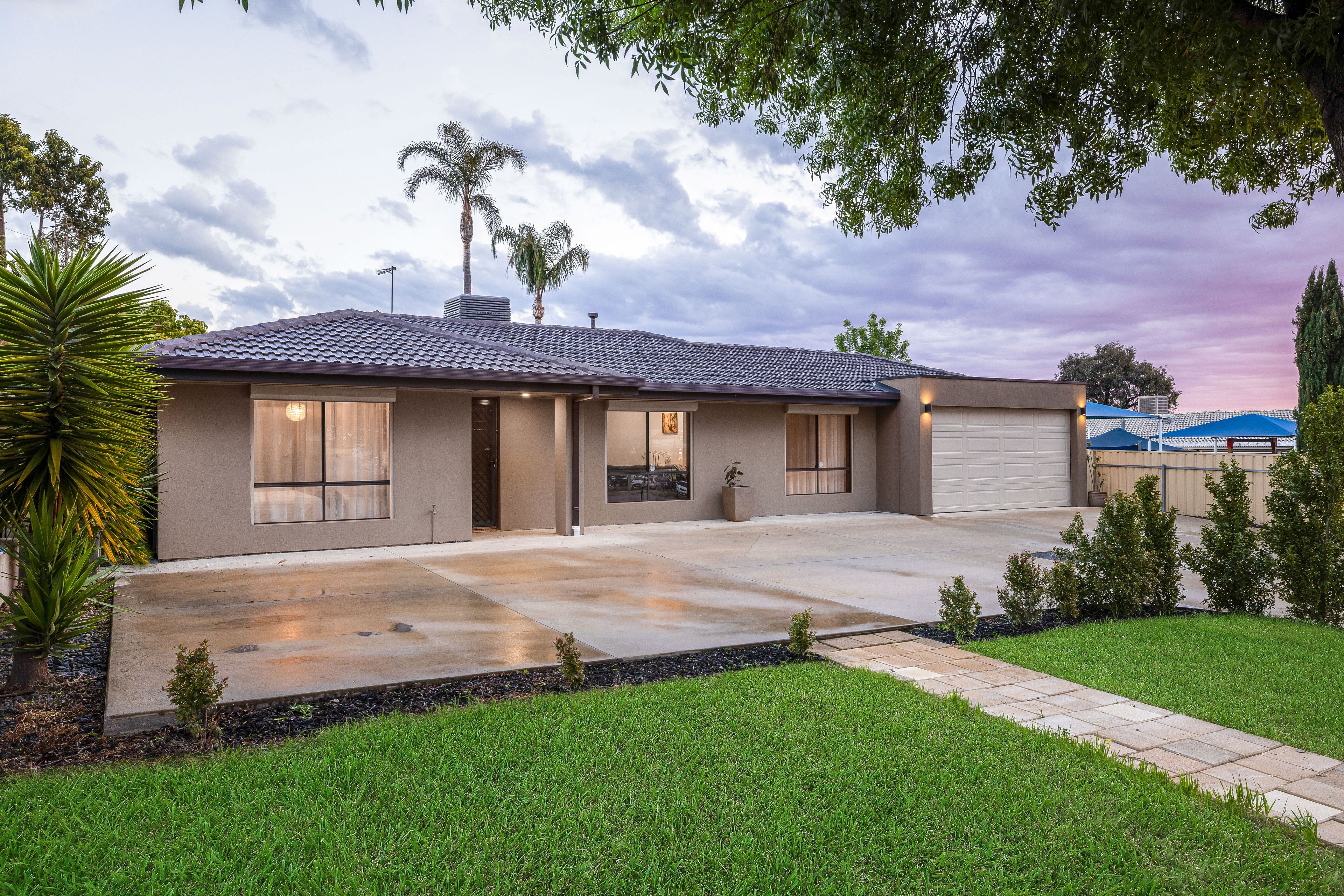 261 Grenfell Road, Redwood Park, SA 5097