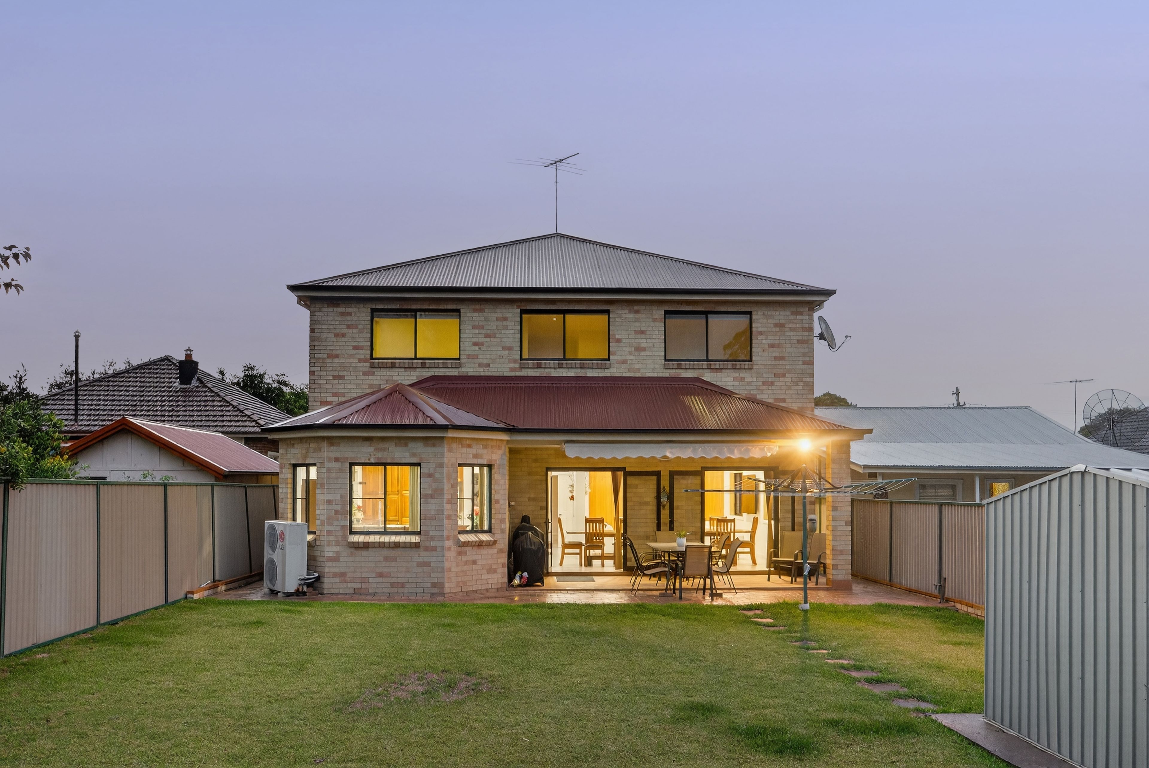 6 Loftus Street — photo 18 of 21