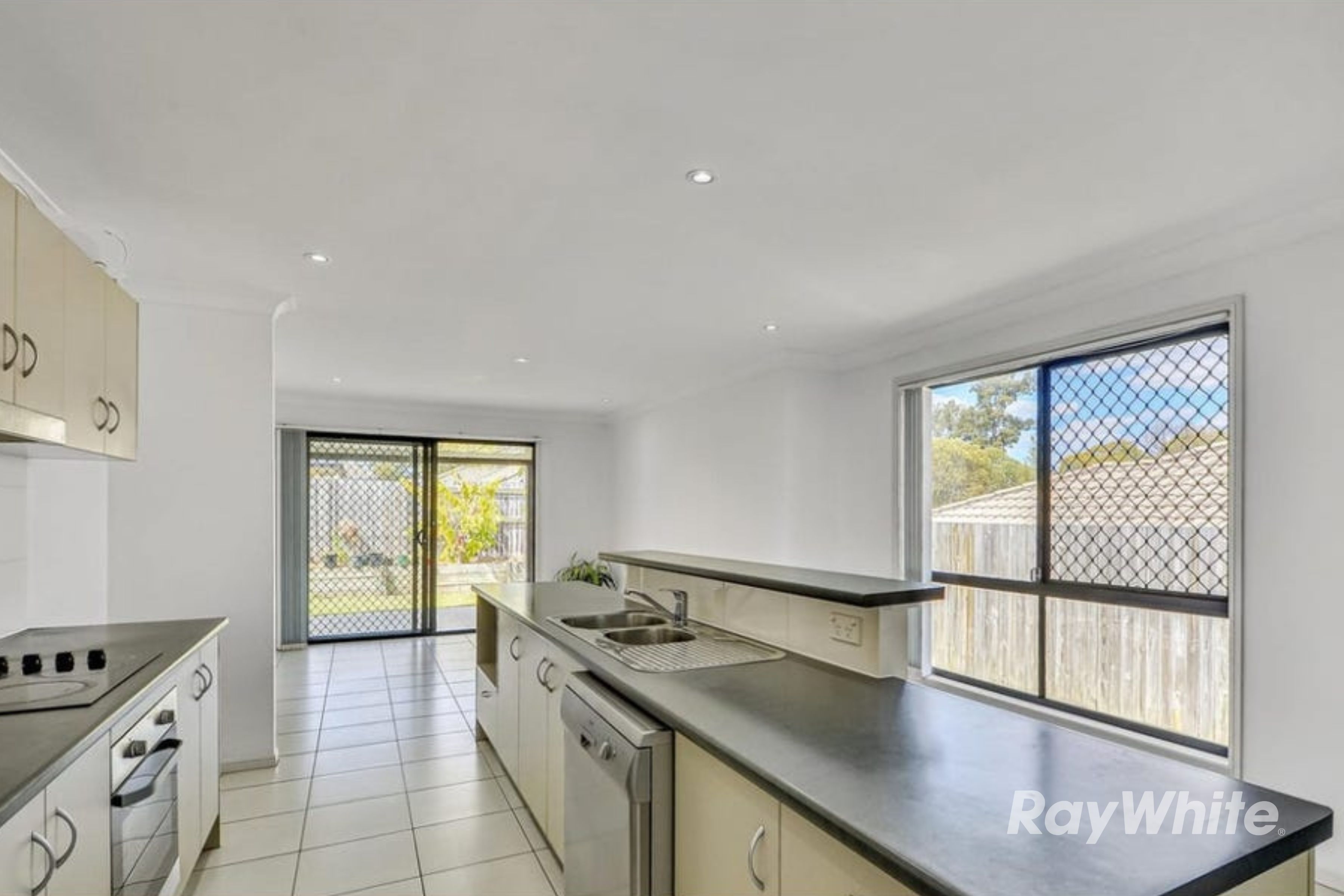 71 Steelwood Street, Heathwood, QLD 4110