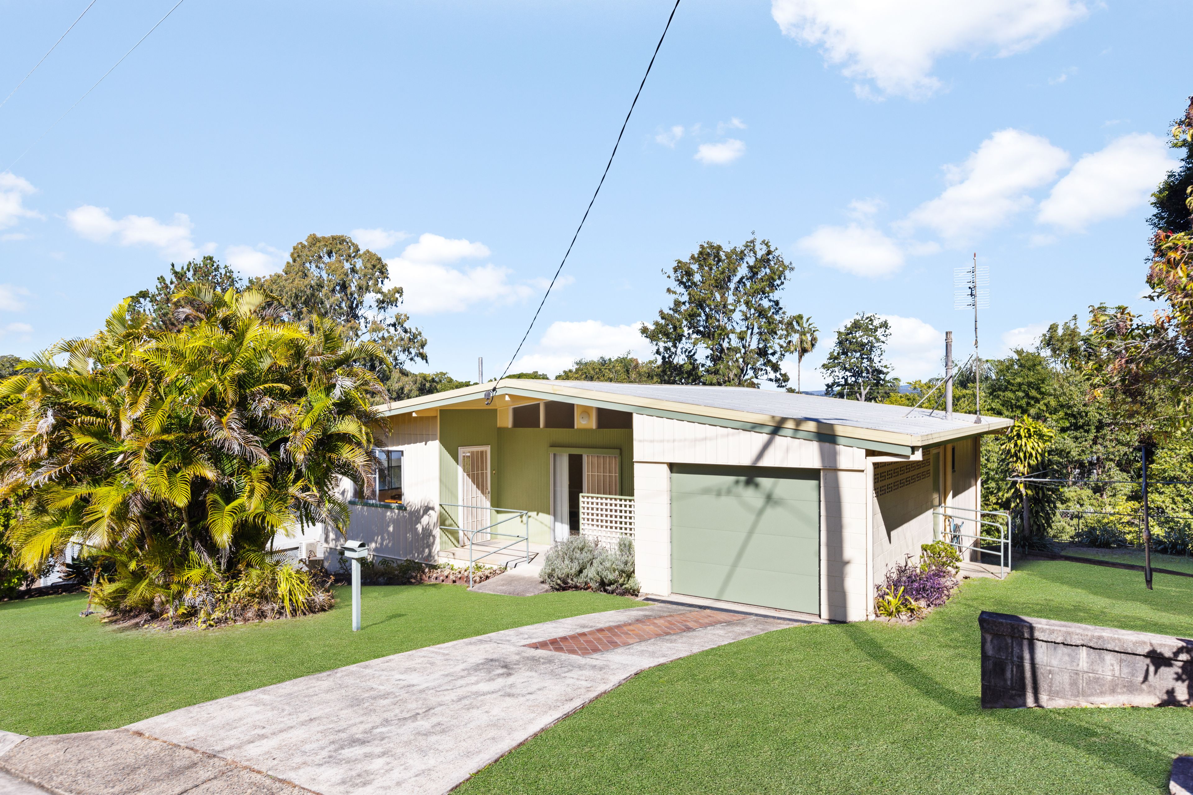8 Sapphire Drive, Nambour, QLD 4560 Sold House Ray White Bli Bli