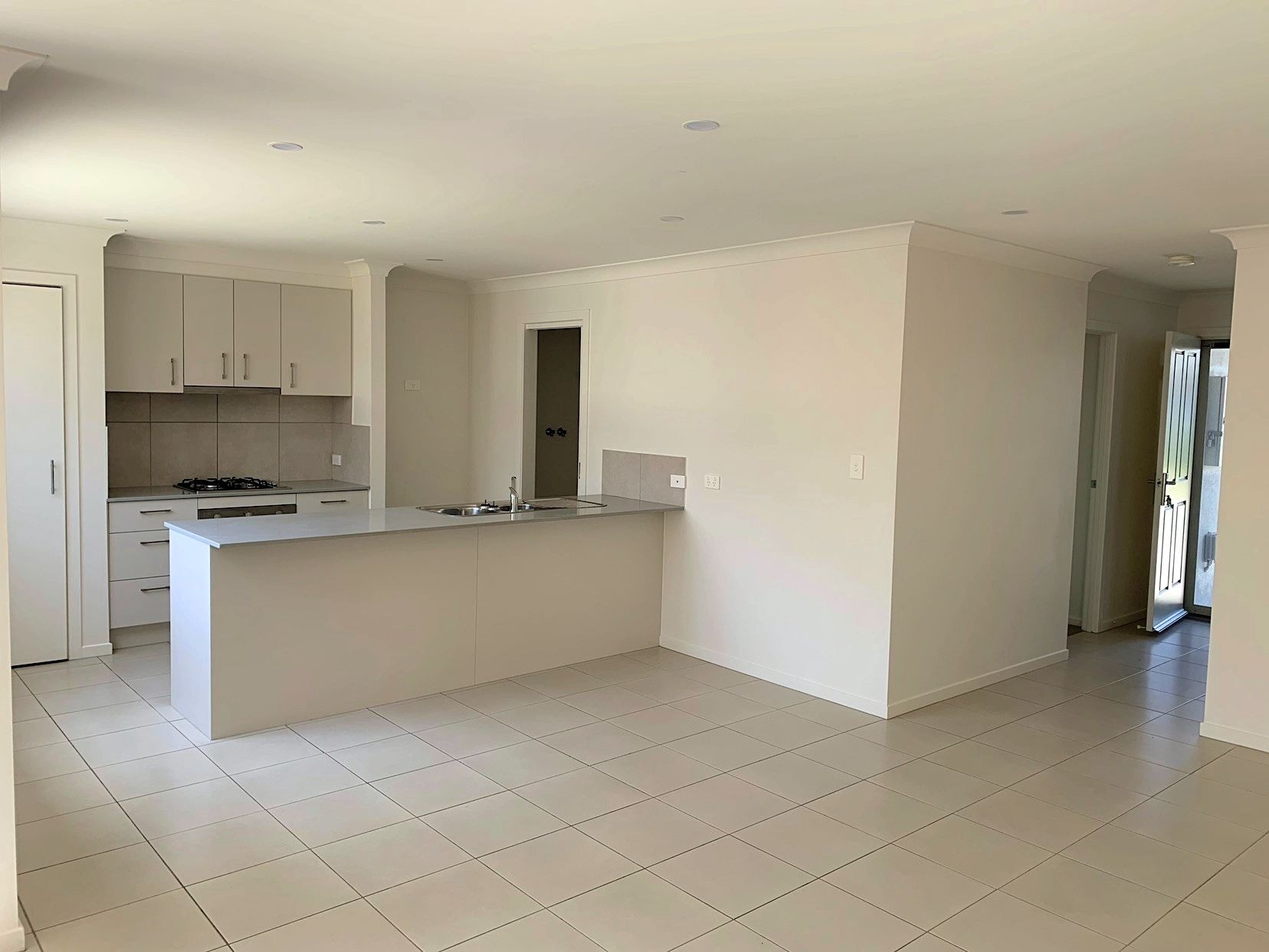 15 Henning Crescent, Meridan Plains, QLD 4551