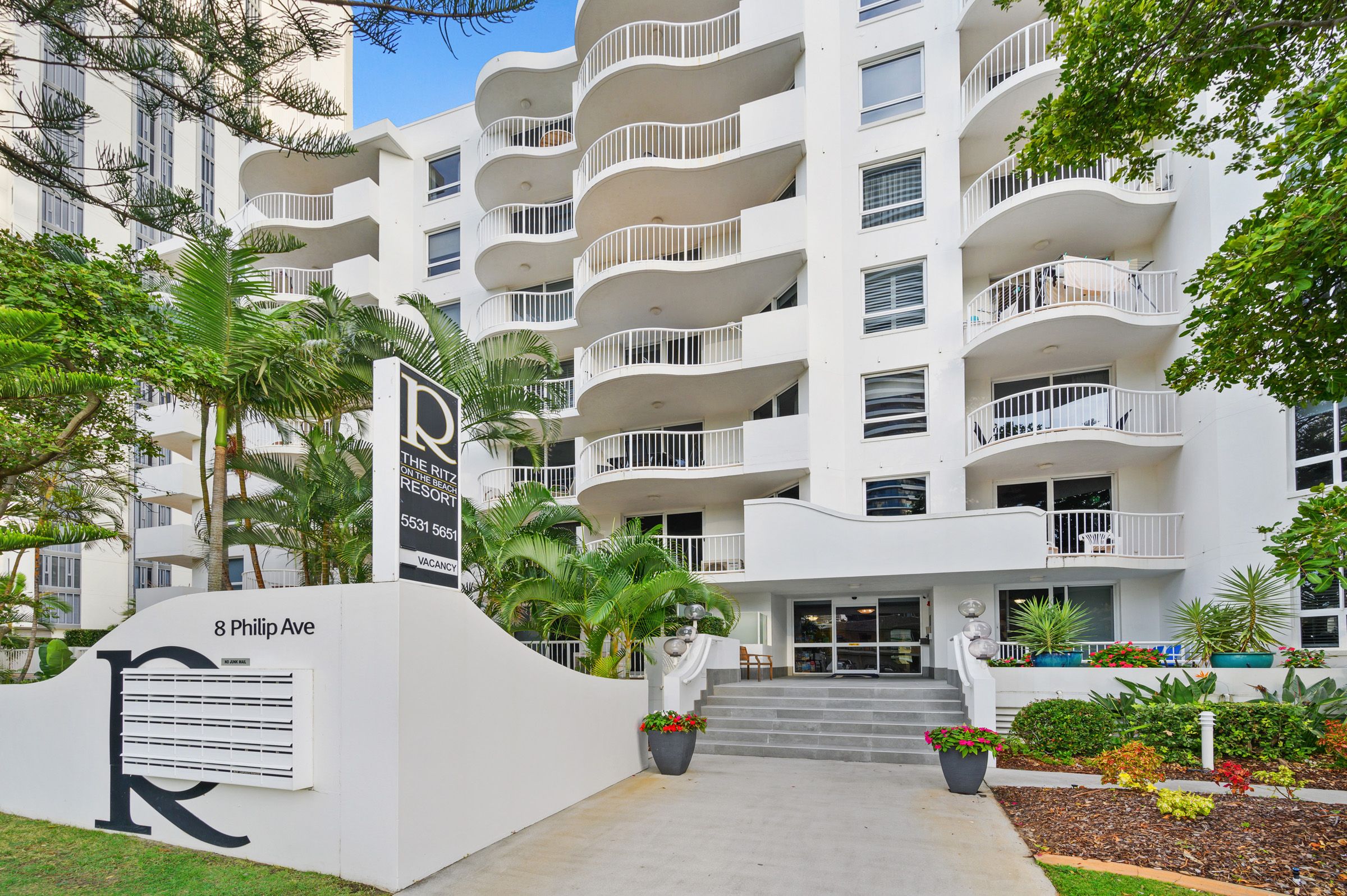 304/8 Philip Avenue, Broadbeach, QLD 4218
