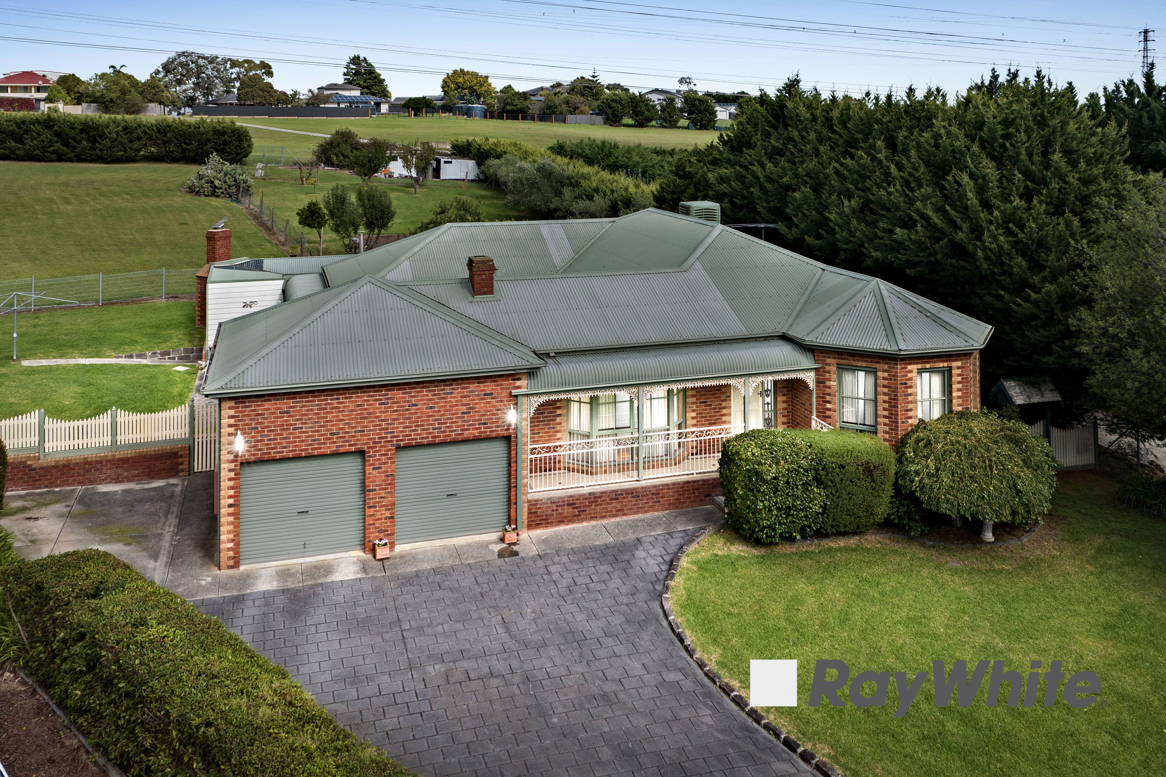 23 Gymkhana Court, Endeavour Hills, VIC 3802