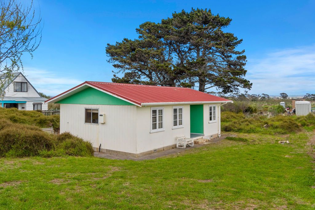 488 Pukehina Parade, Pukehina, Western Bay Of Plenty District