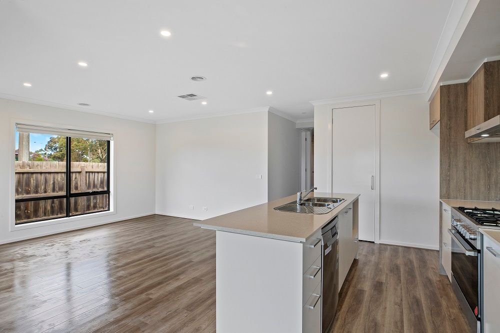 280A Windermere Drive, Ferntree Gully, VIC 3156