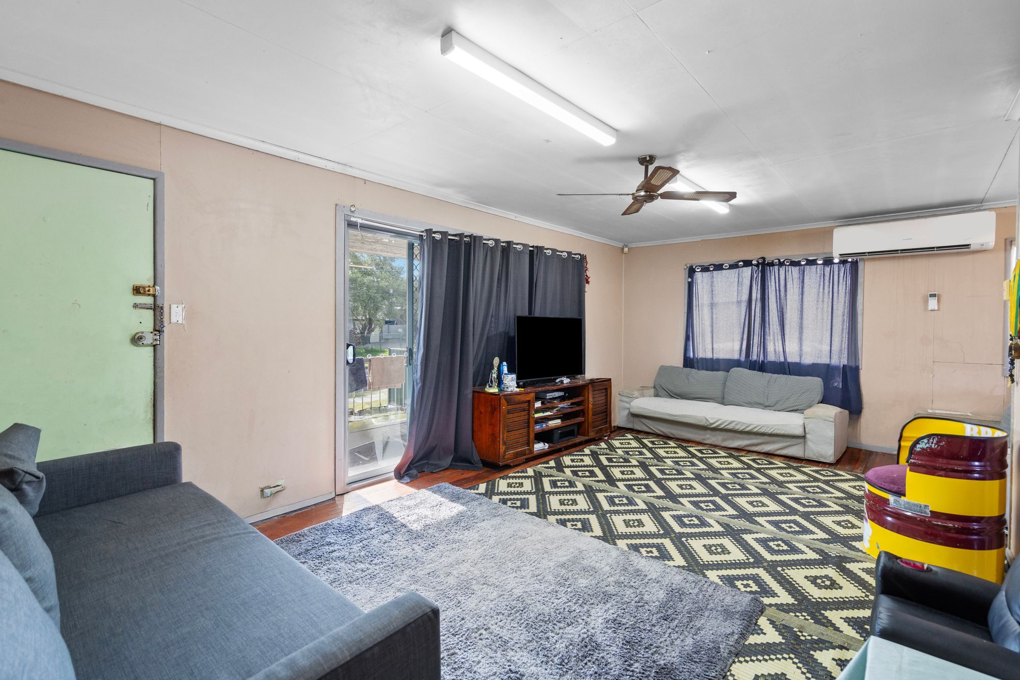 6 Daffodil Street, Logan Central, QLD 4114