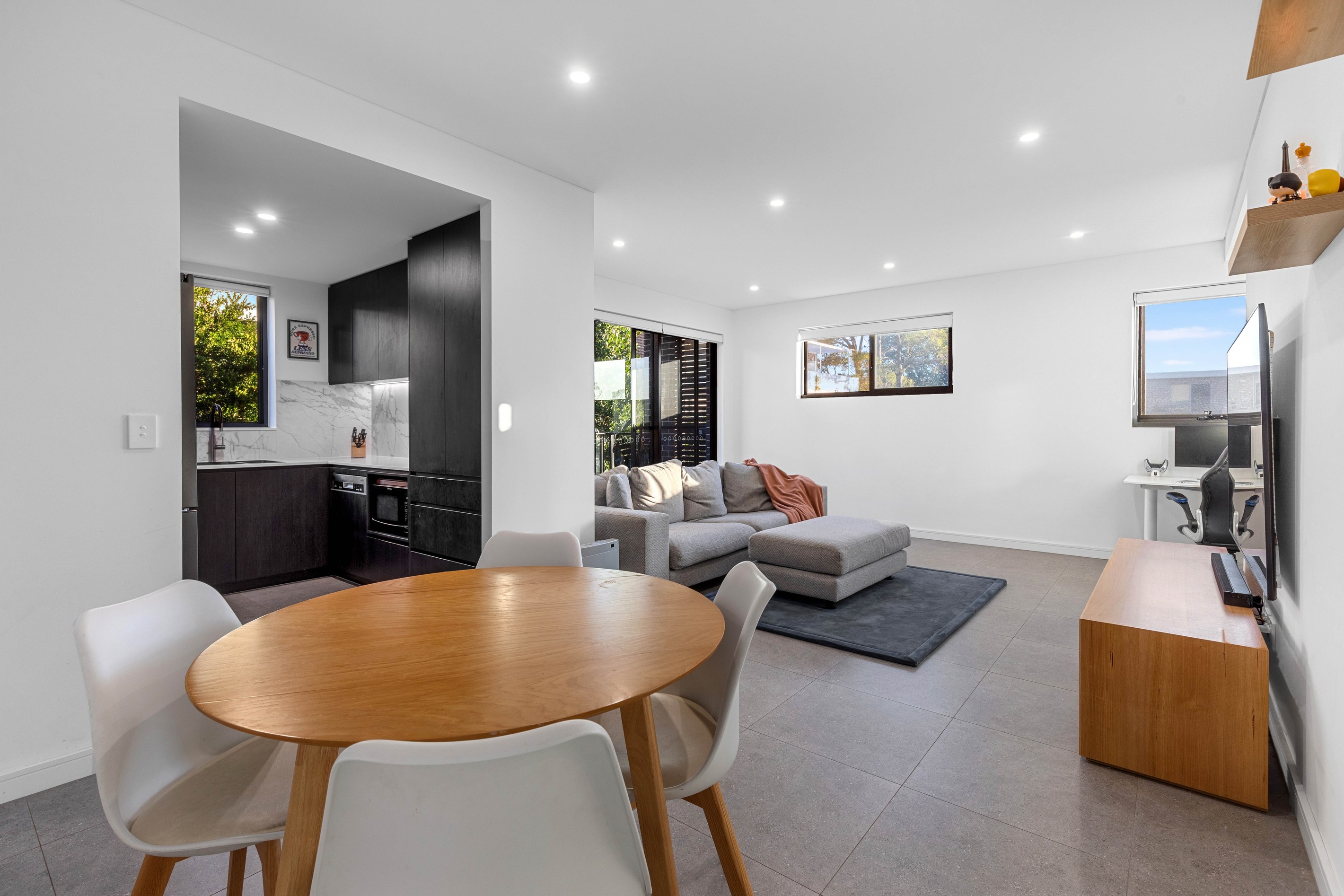 205/33 Trafalgar Street, Peakhurst, NSW 2210