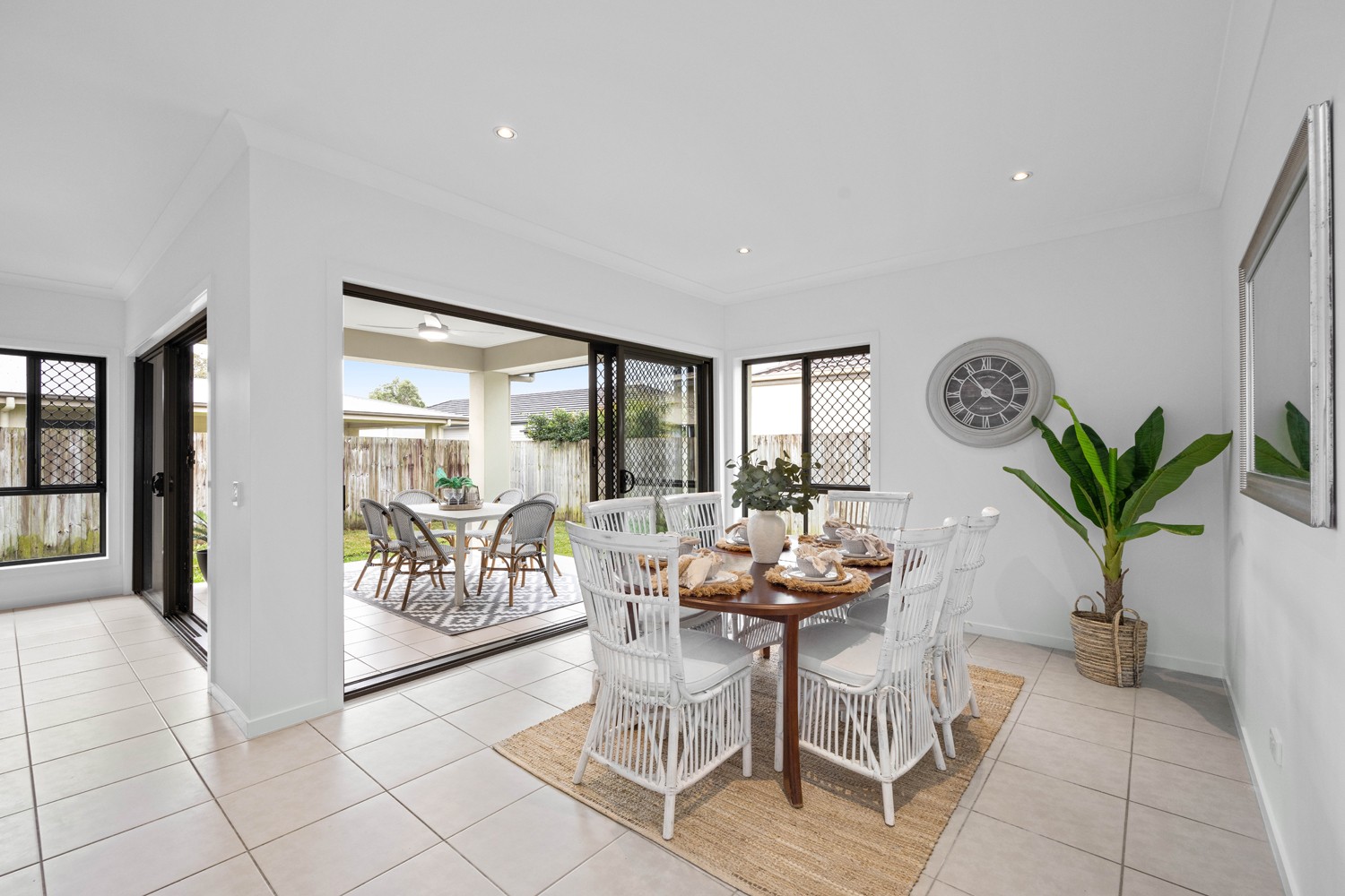 18 Pebbly Creek Crescent, Little Mountain, QLD 4551