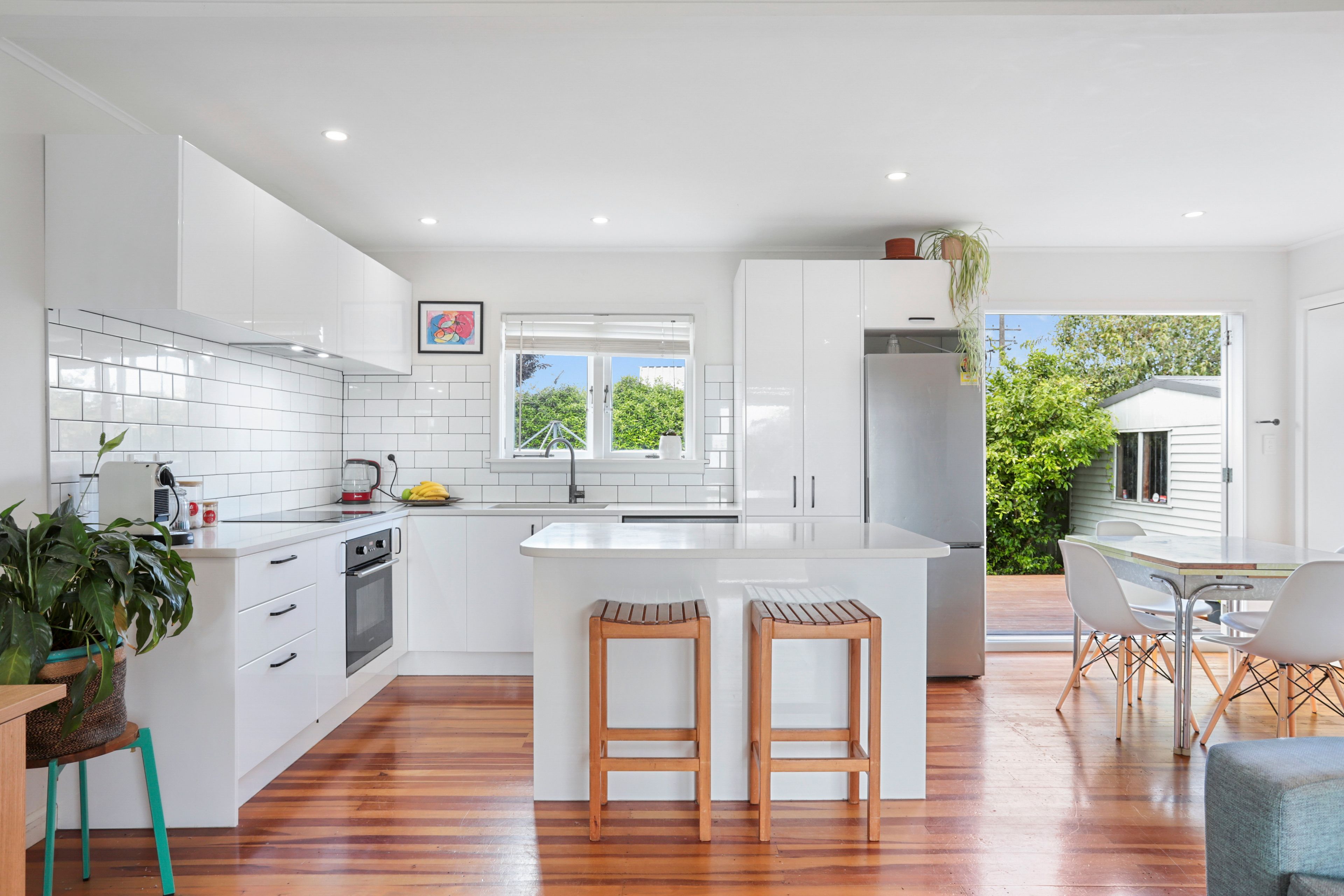 697 Te Atatu Road, Te Atatu Peninsula, Waitakere City