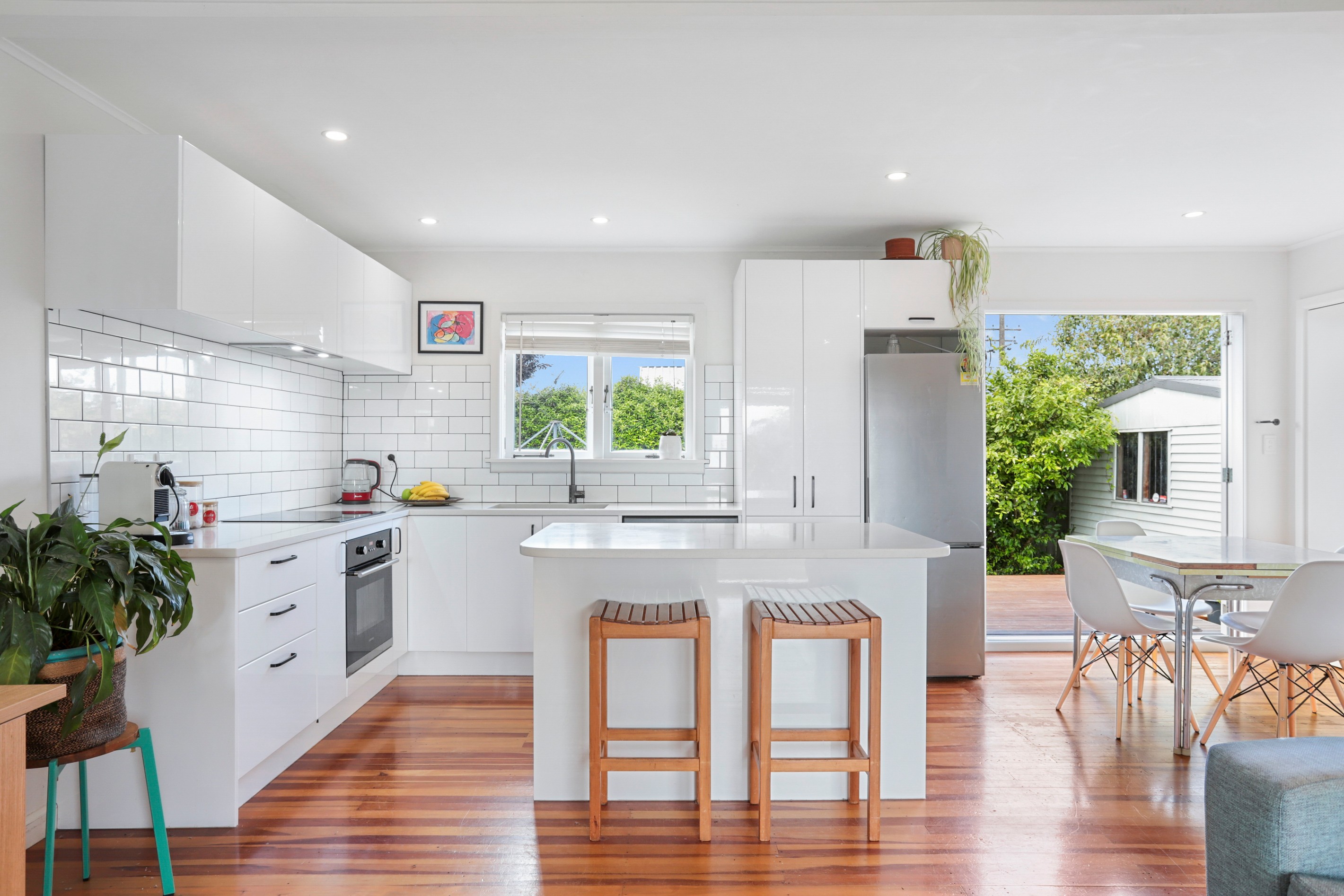 697 Te Atatu Road, Te Atatu Peninsula, Waitakere City