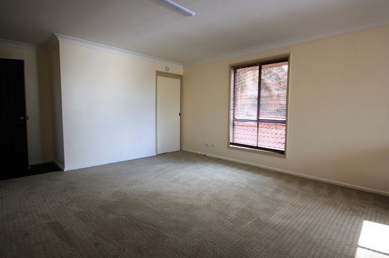 51A Dandenong Crescent, Ruse, NSW 2560