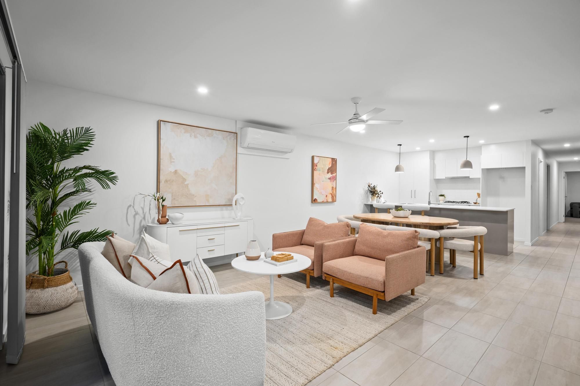 8 Saxby Street, South Ripley, QLD 4306