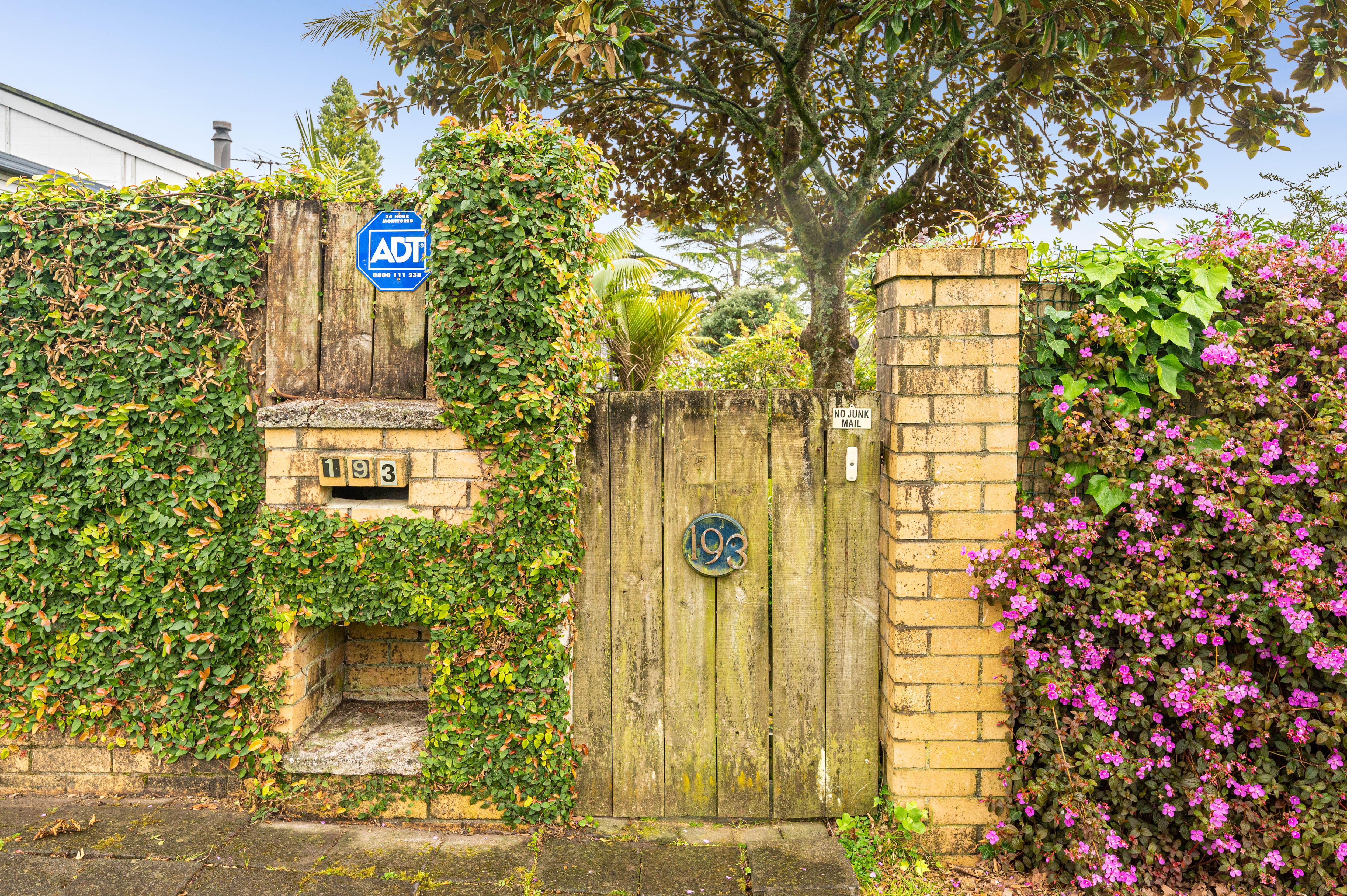 193 Henderson Valley Road, Henderson, Waitakere City