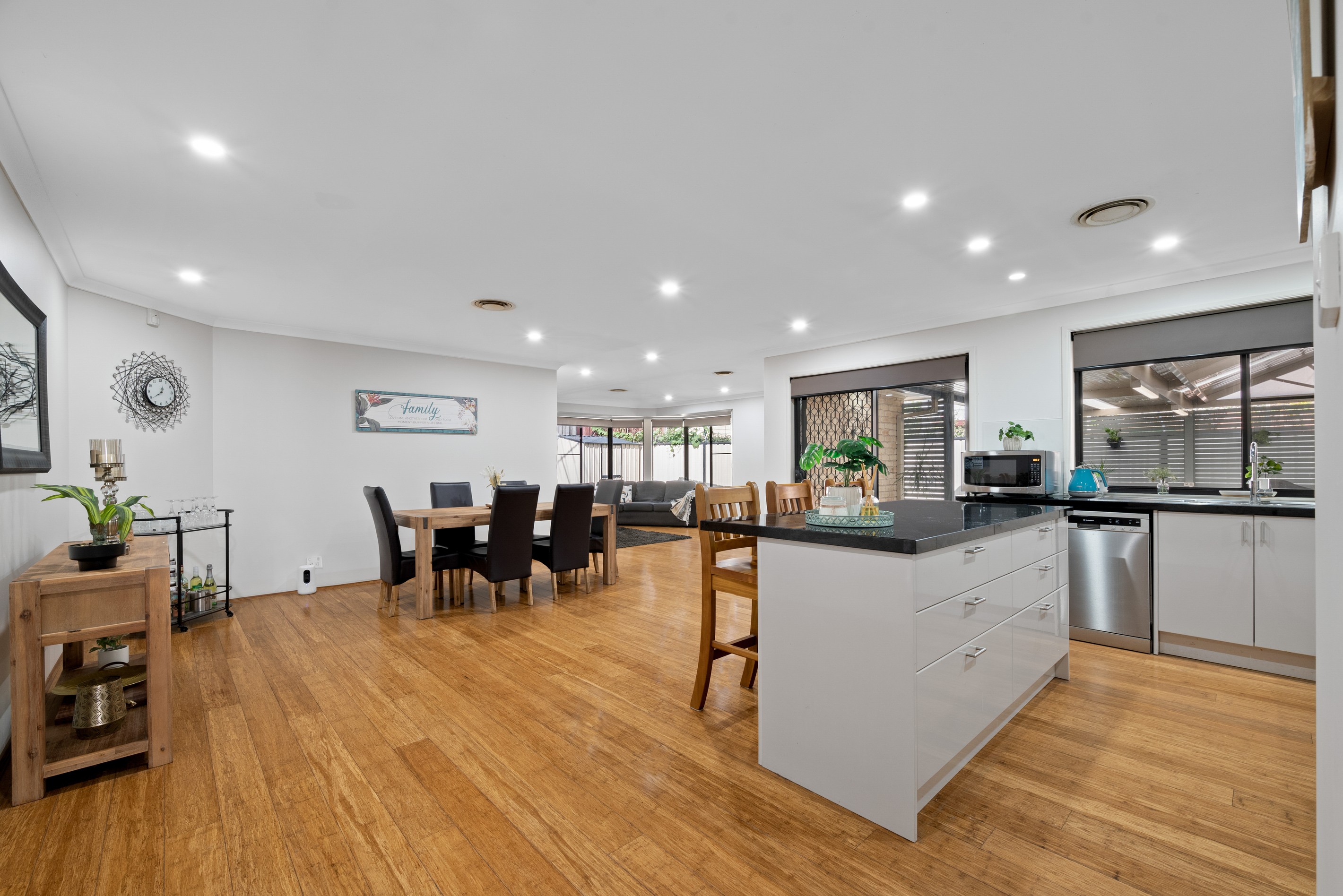 25 Chienti Place, Prestons, NSW 2170
