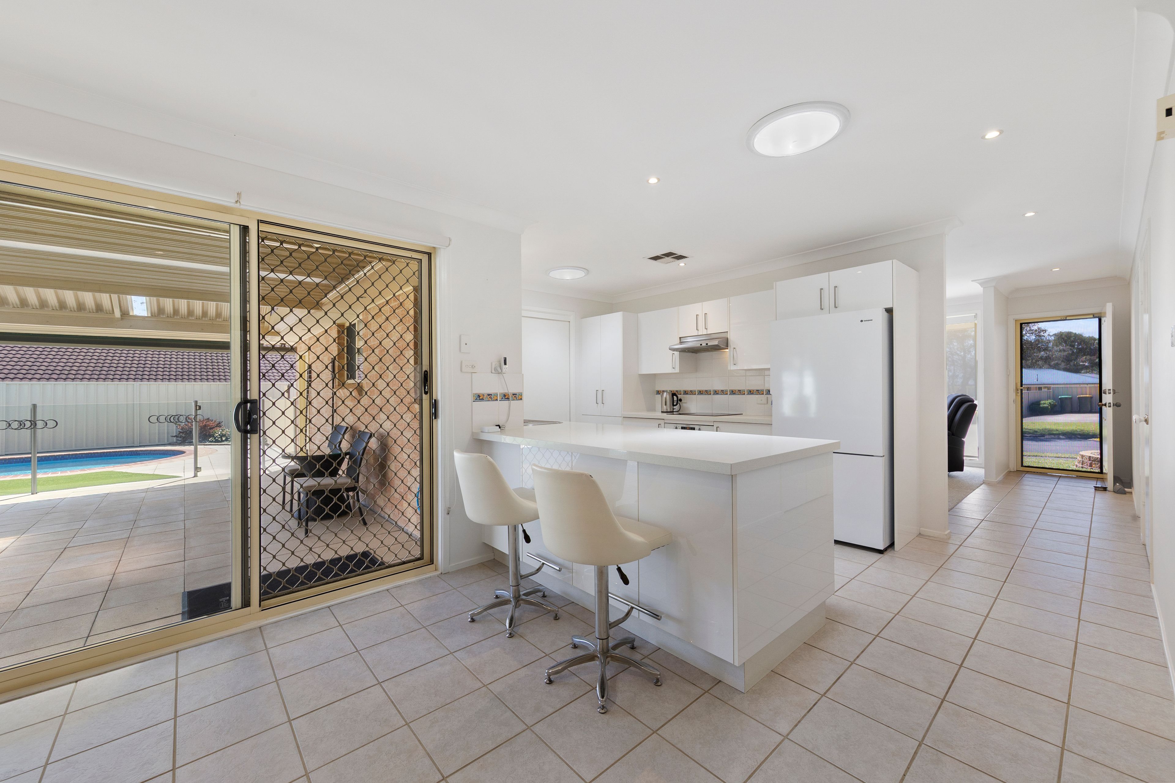 16 Karong Avenue — photo 3 of 17