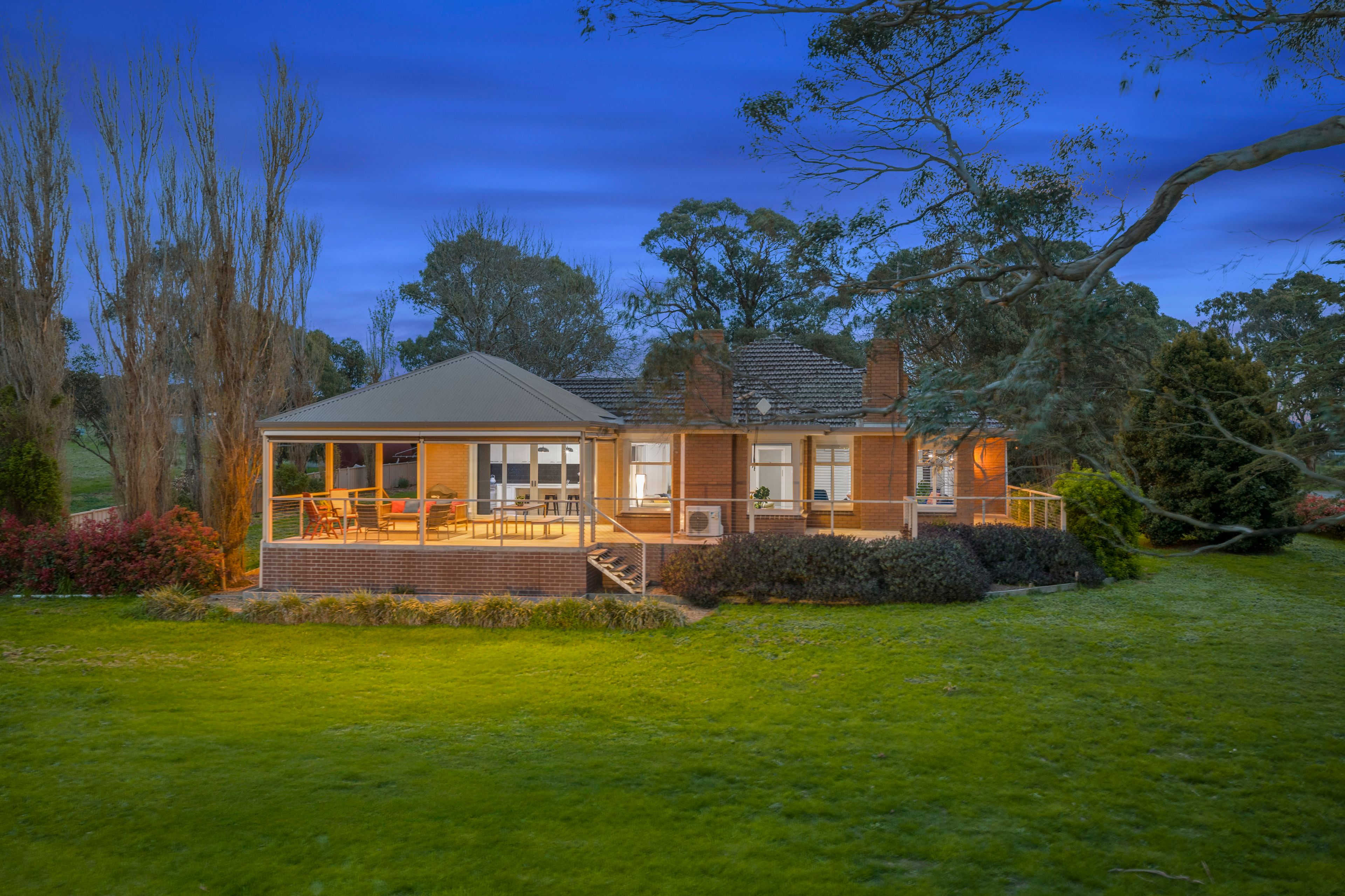 196 Spratlings Road, Ross Creek, VIC 3351