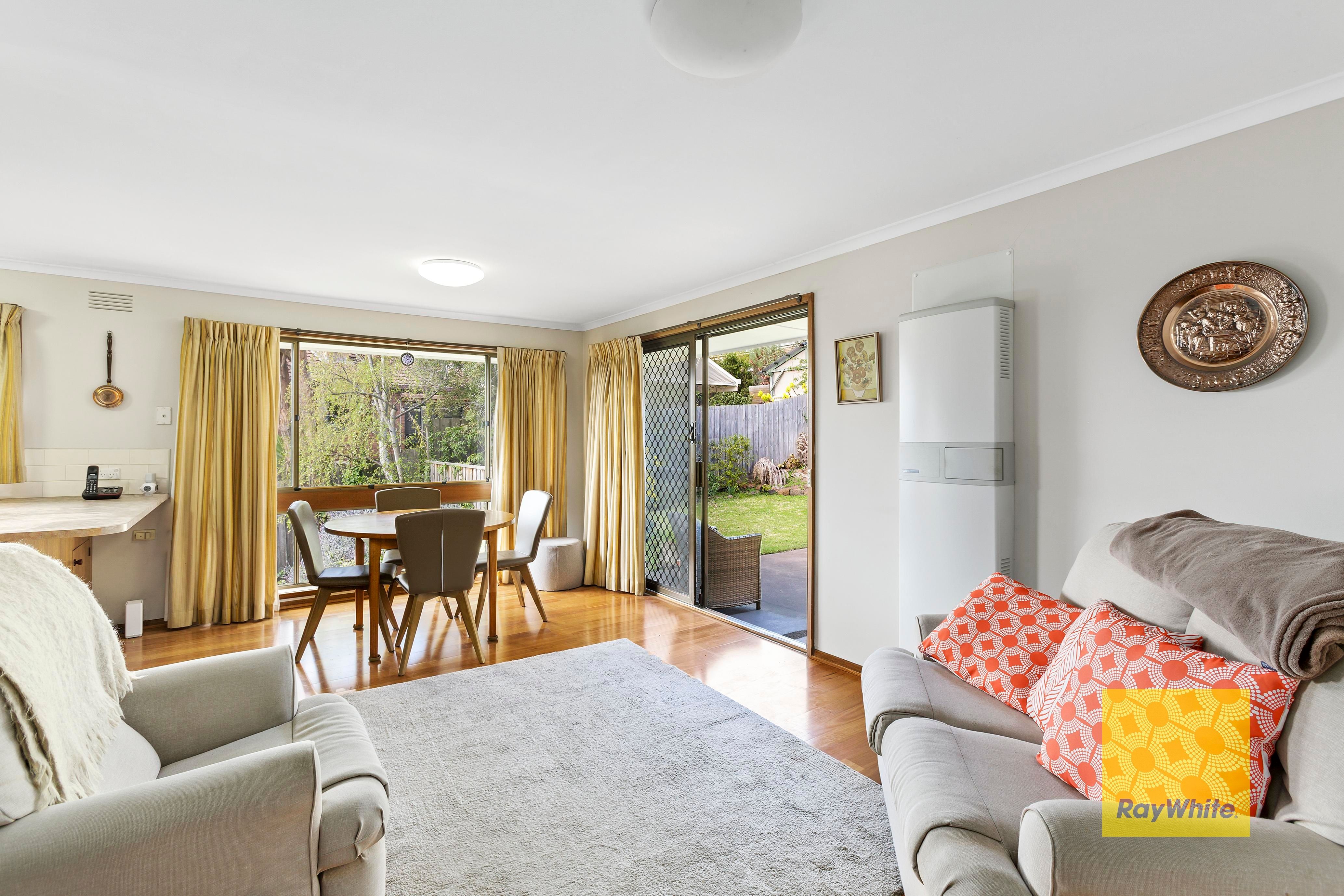 26 St Elmo Crescent, Highton, VIC 3216