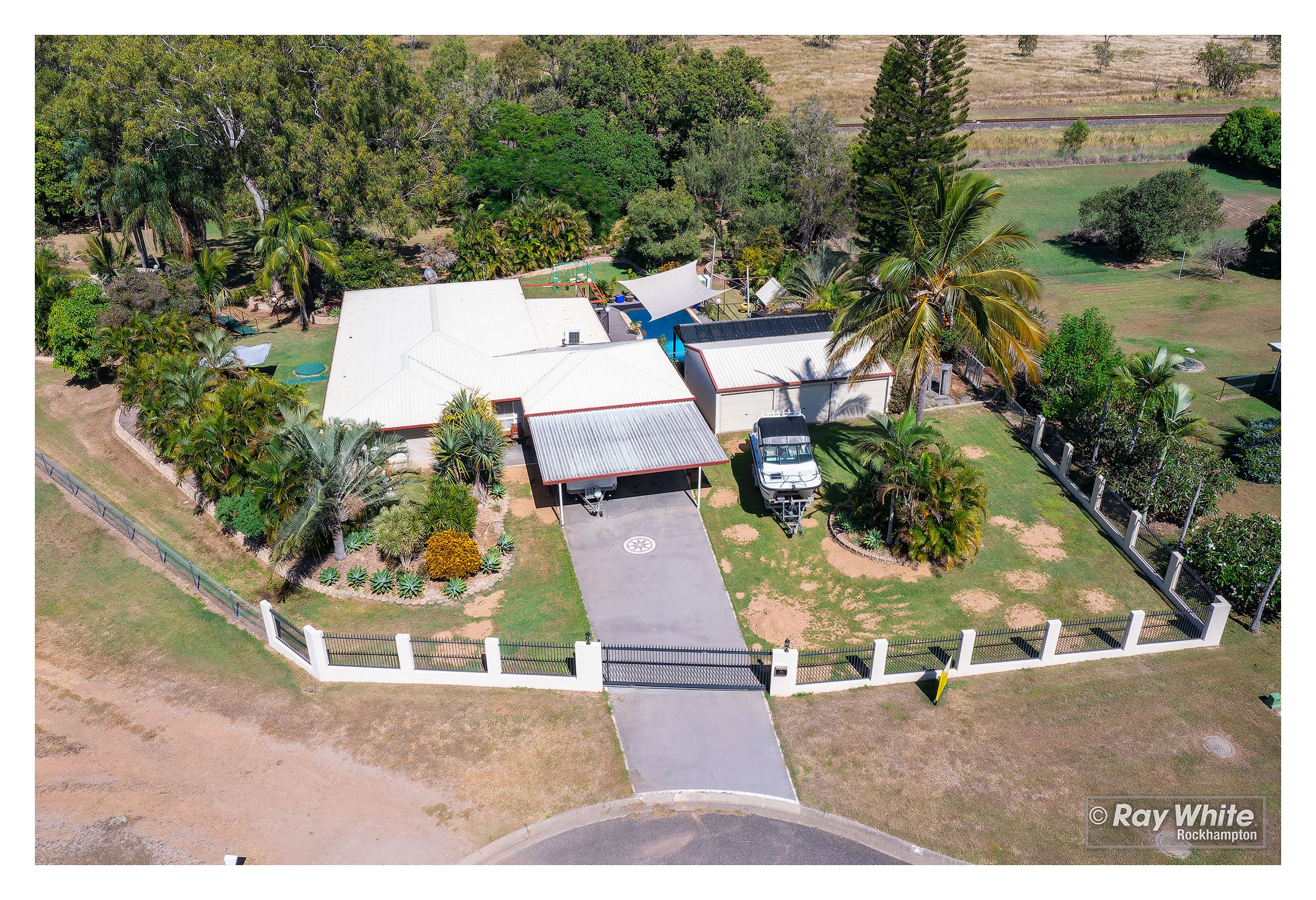 94 Sondra Lena Drive, Glenlee, QLD 4711